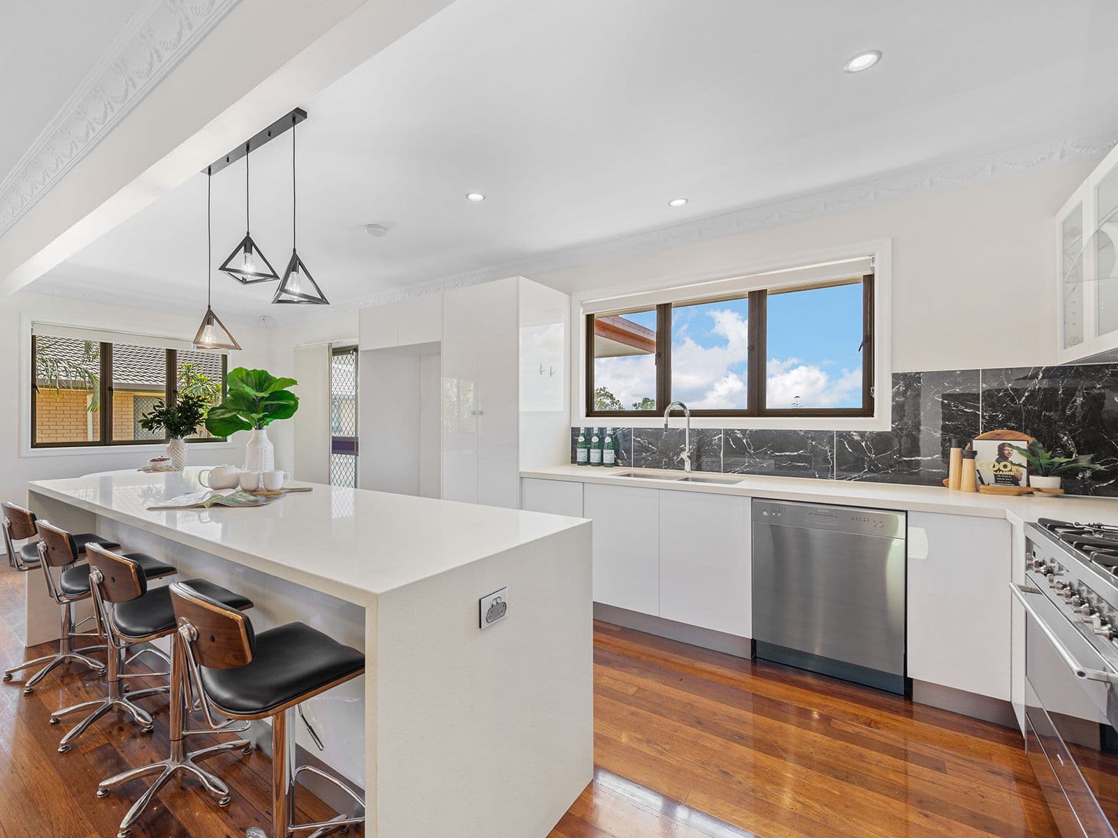 864 Oxley Road, Oxley QLD 4075, Oxley - Thumbnail 5
