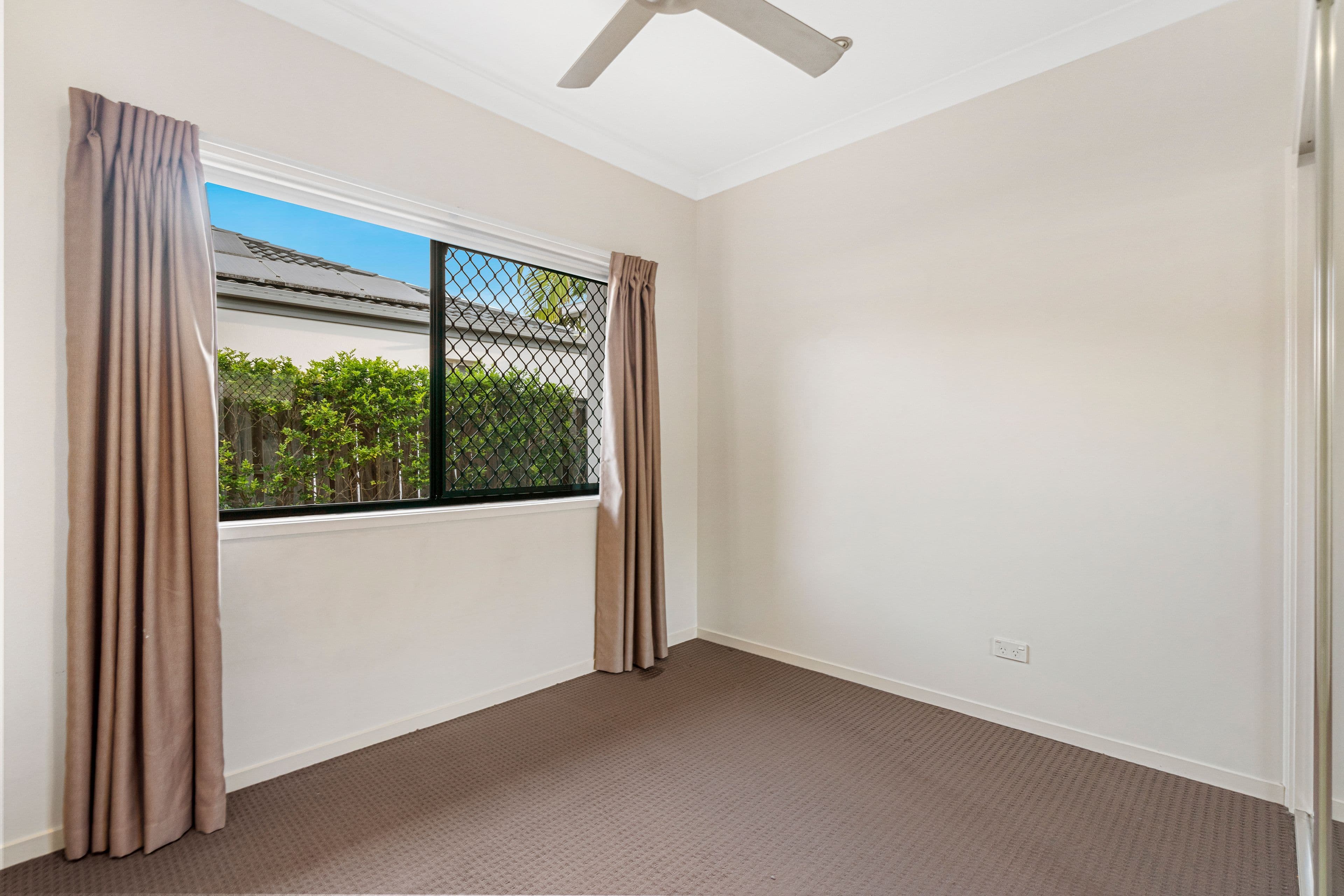 33 Kumnick Street, Upper Coomera QLD 4209, Upper Coomera - Thumbnail 8