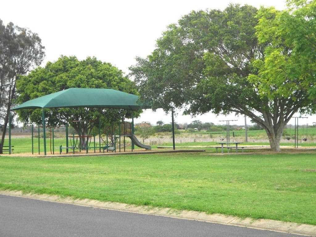 5 Murray Court, BUNDABERG EAST QLD 4670, Bundaberg East - Thumbnail 4