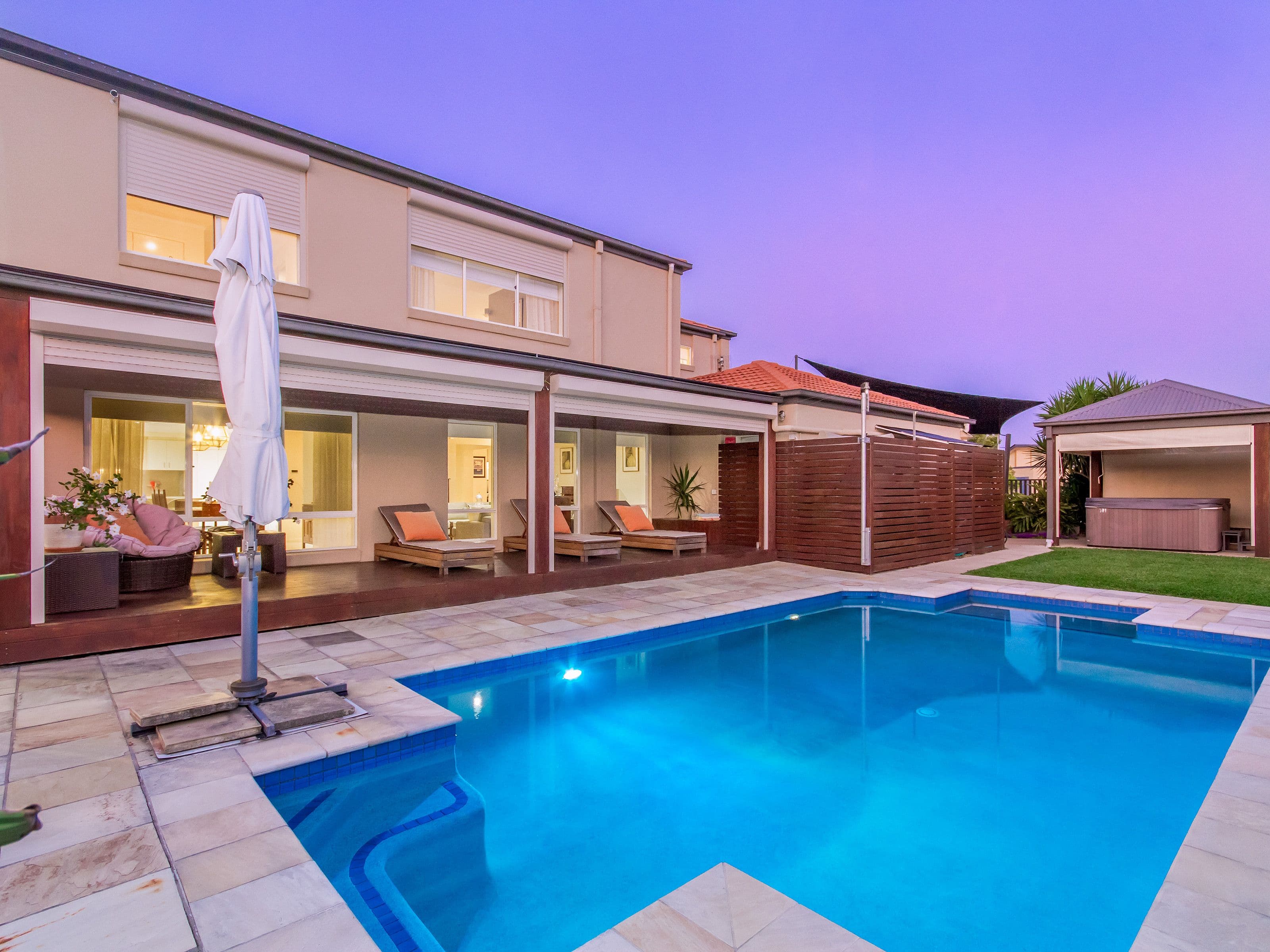 7 Thames Place, Oxenford QLD 4210, Oxenford - Image 1