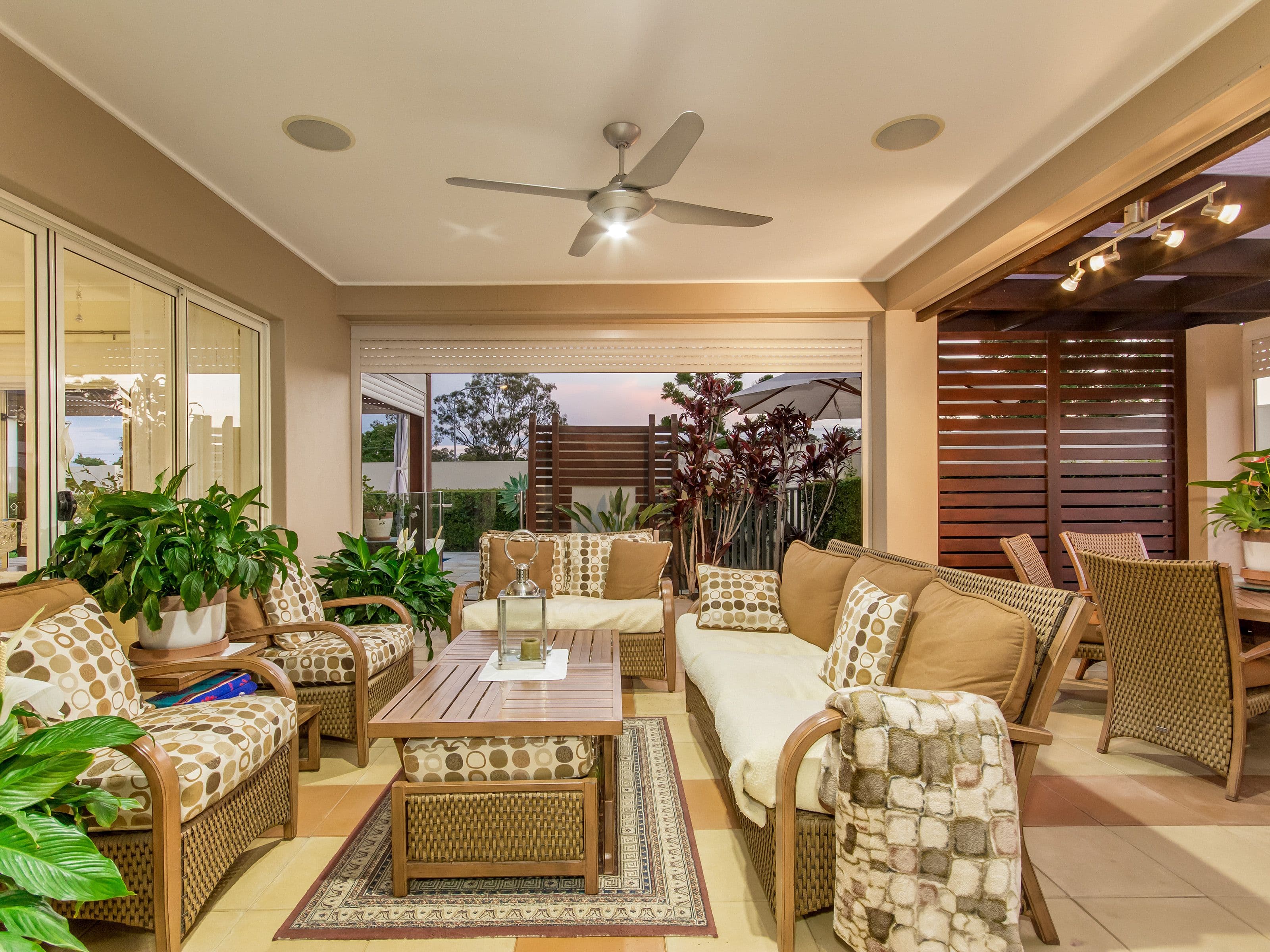 7 Thames Place, Oxenford QLD 4210, Oxenford - Thumbnail 5