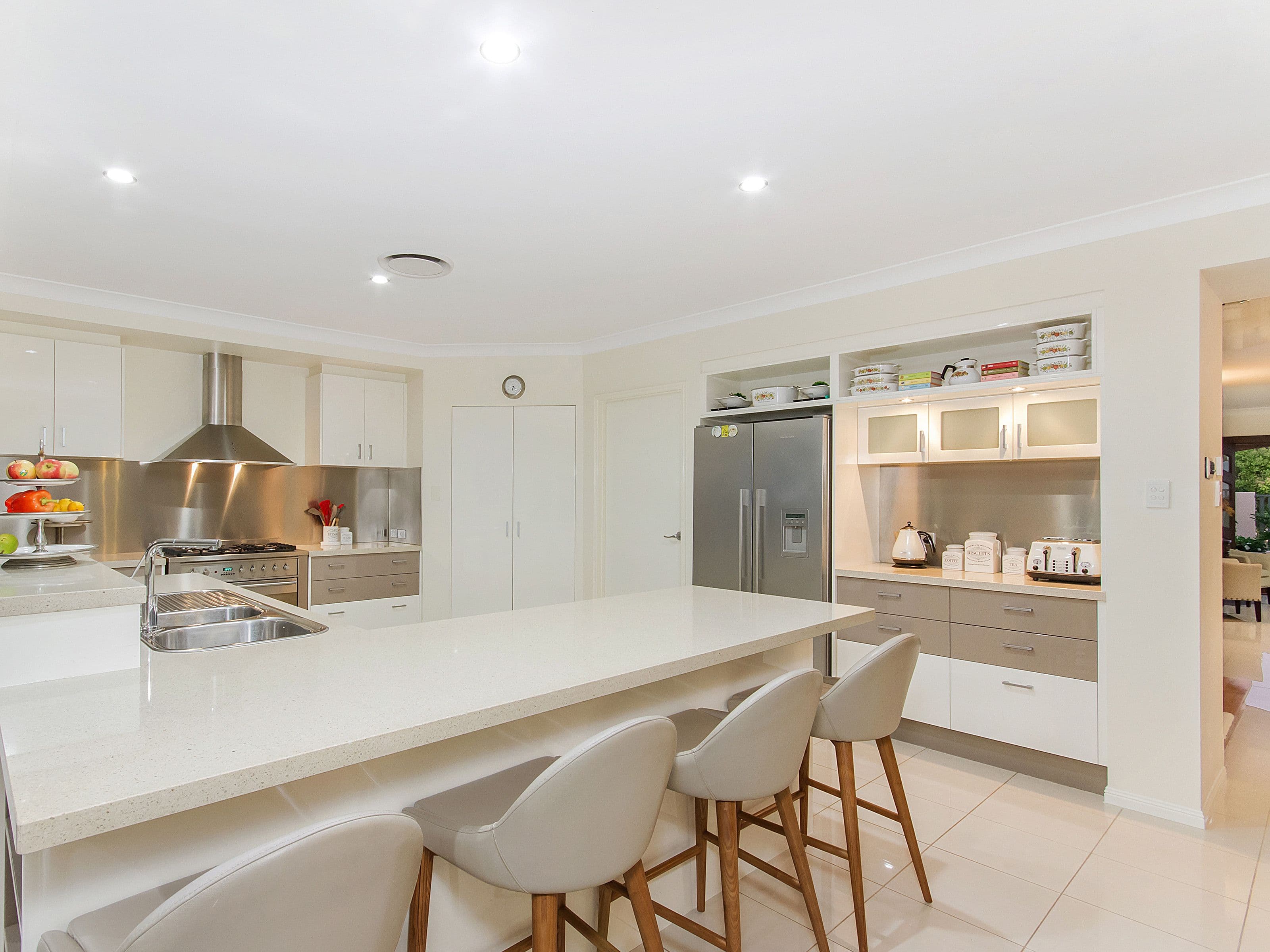 7 Thames Place, Oxenford QLD 4210, Oxenford - Thumbnail 7