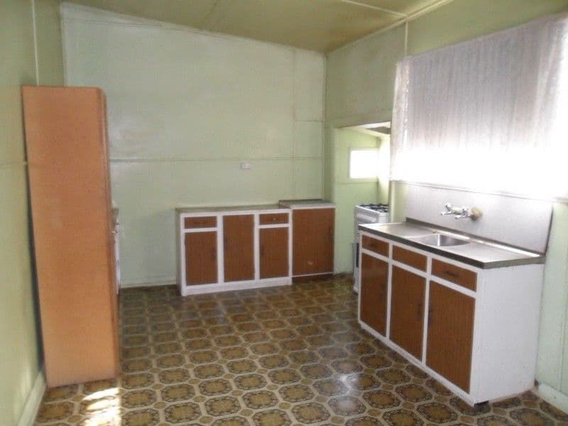 178 Mcculloch Street, BROKEN HILL NSW 2880, Broken Hill - Thumbnail 4