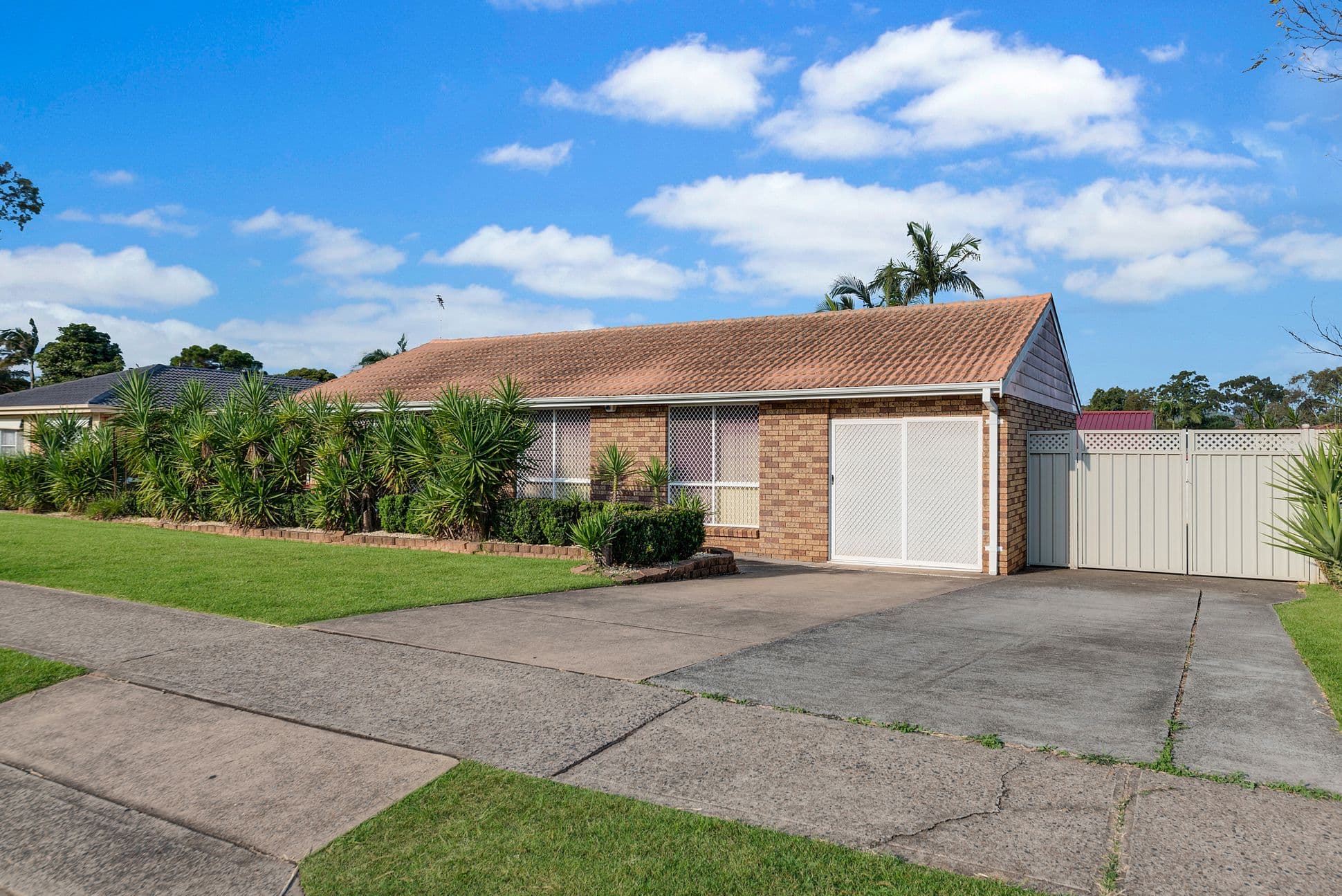 48 Stranraer Drive, St Andrews - Image 1