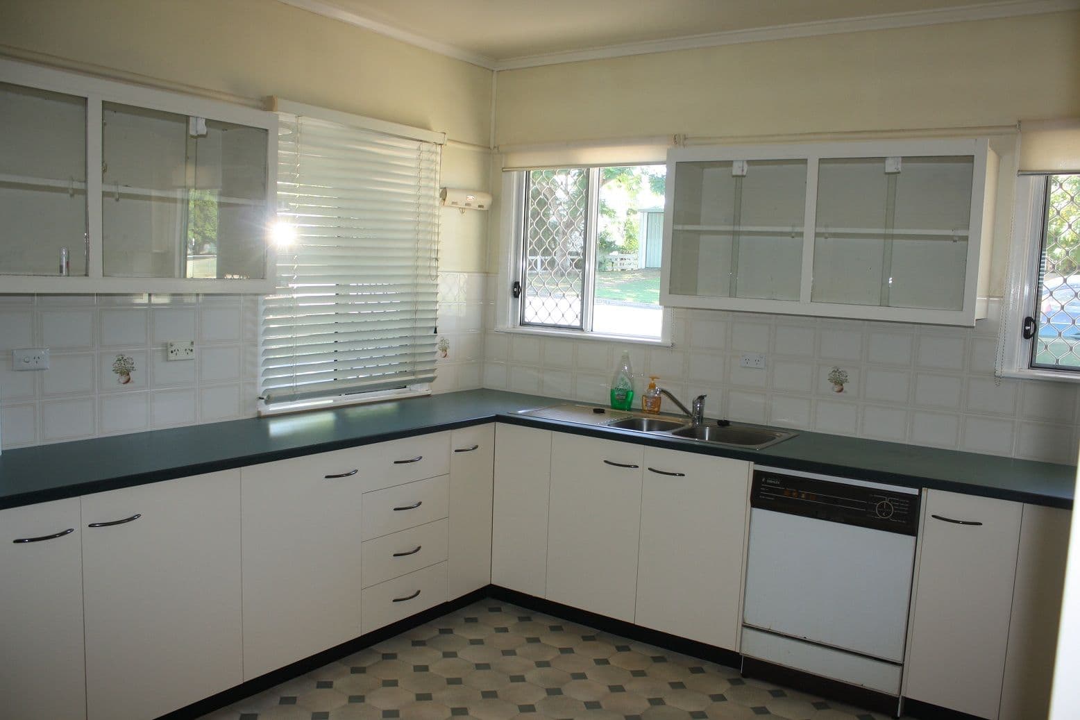 2 Kamarooka Street, Beaudesert QLD 4285, Beaudesert - Thumbnail 2