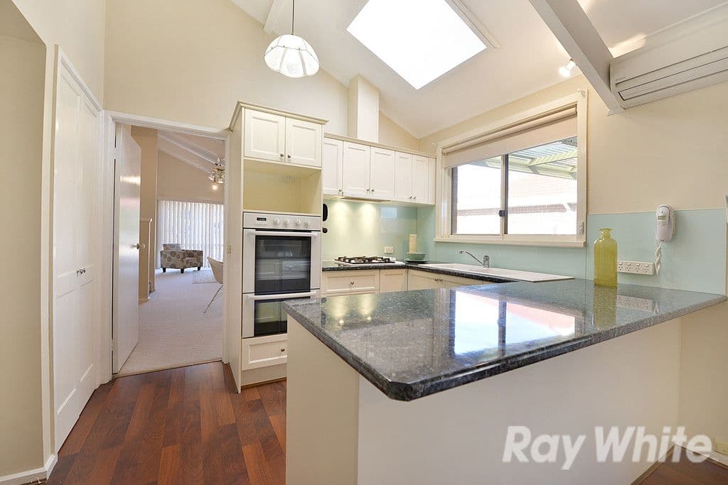 6 Arnold Drive, Scoresby VIC 3179, Scoresby - Thumbnail 4