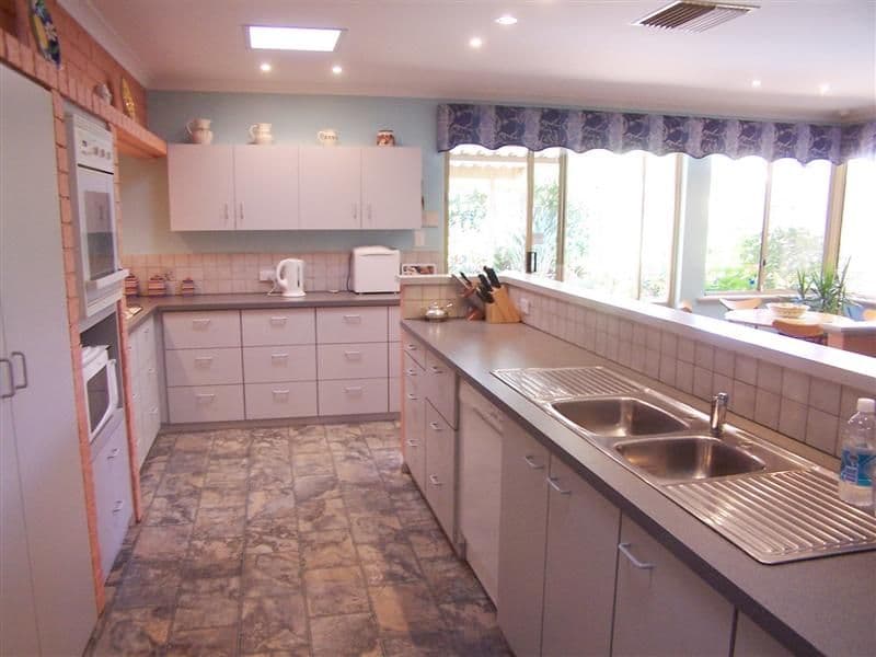 1 Cagney Way, LESMURDIE WA 6076, Lesmurdie - Thumbnail 6