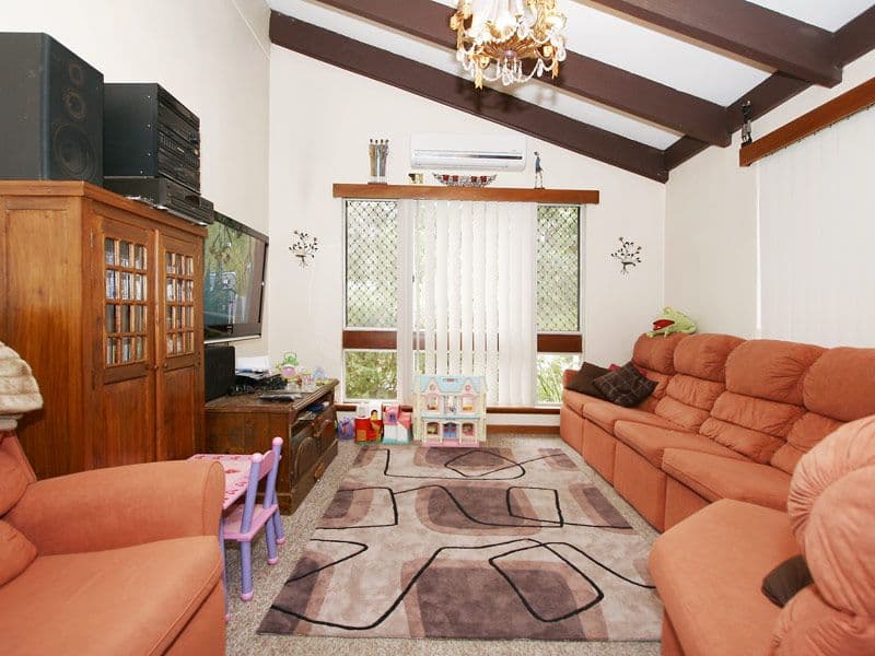 22 Glen Road, LESMURDIE WA 6076, Lesmurdie - Thumbnail 6