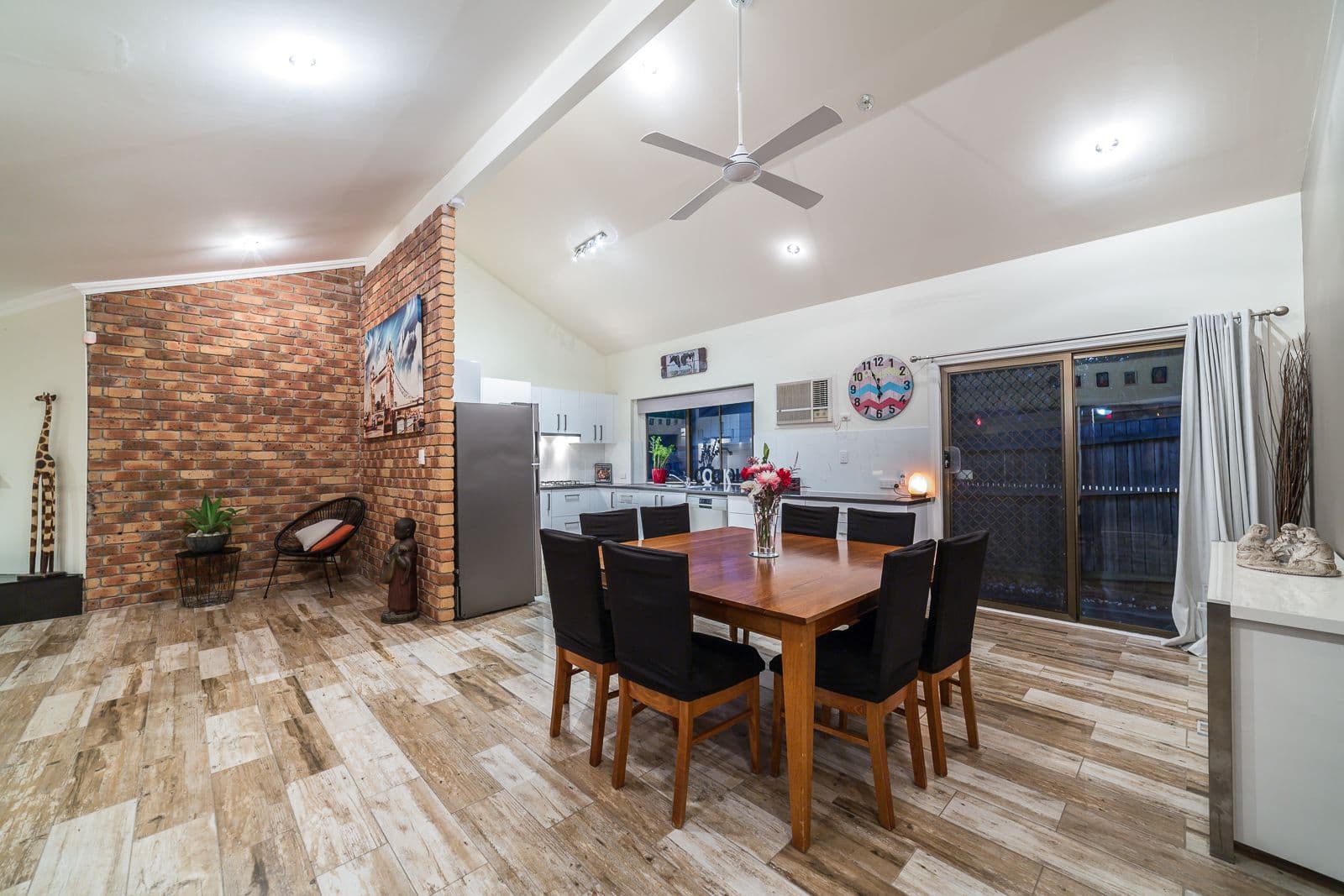 45 Latrobe Avenue, Helensvale QLD 4212, Helensvale - Thumbnail 3