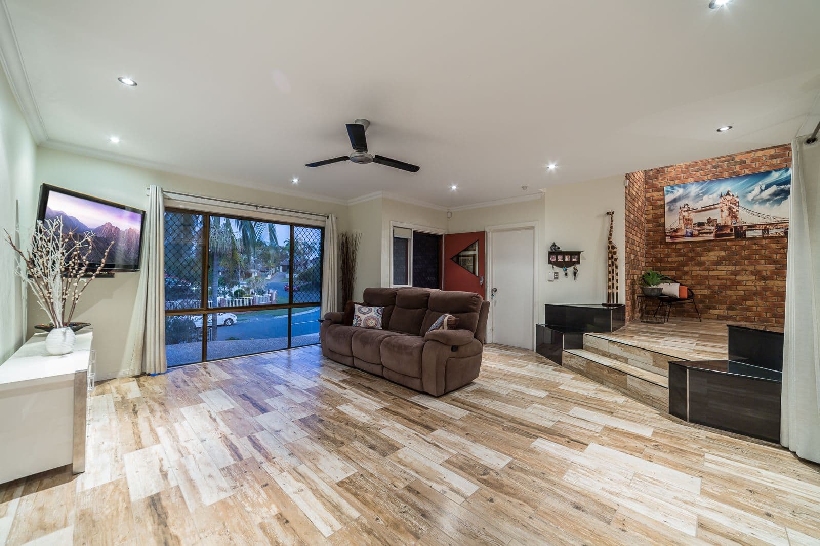 45 Latrobe Avenue, Helensvale QLD 4212, Helensvale - Thumbnail 4