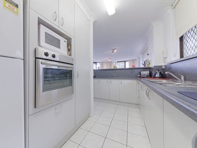 32 Fortescue Street, SPRING HILL QLD 4000, Spring Hill - Thumbnail 4