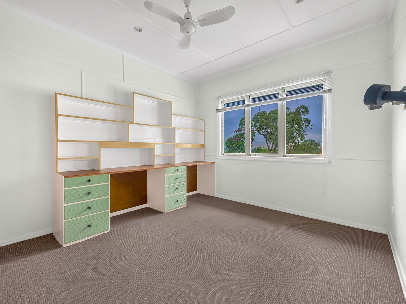 18 Deakin Street, Everton Park QLD 4053, Everton Park - Thumbnail 8