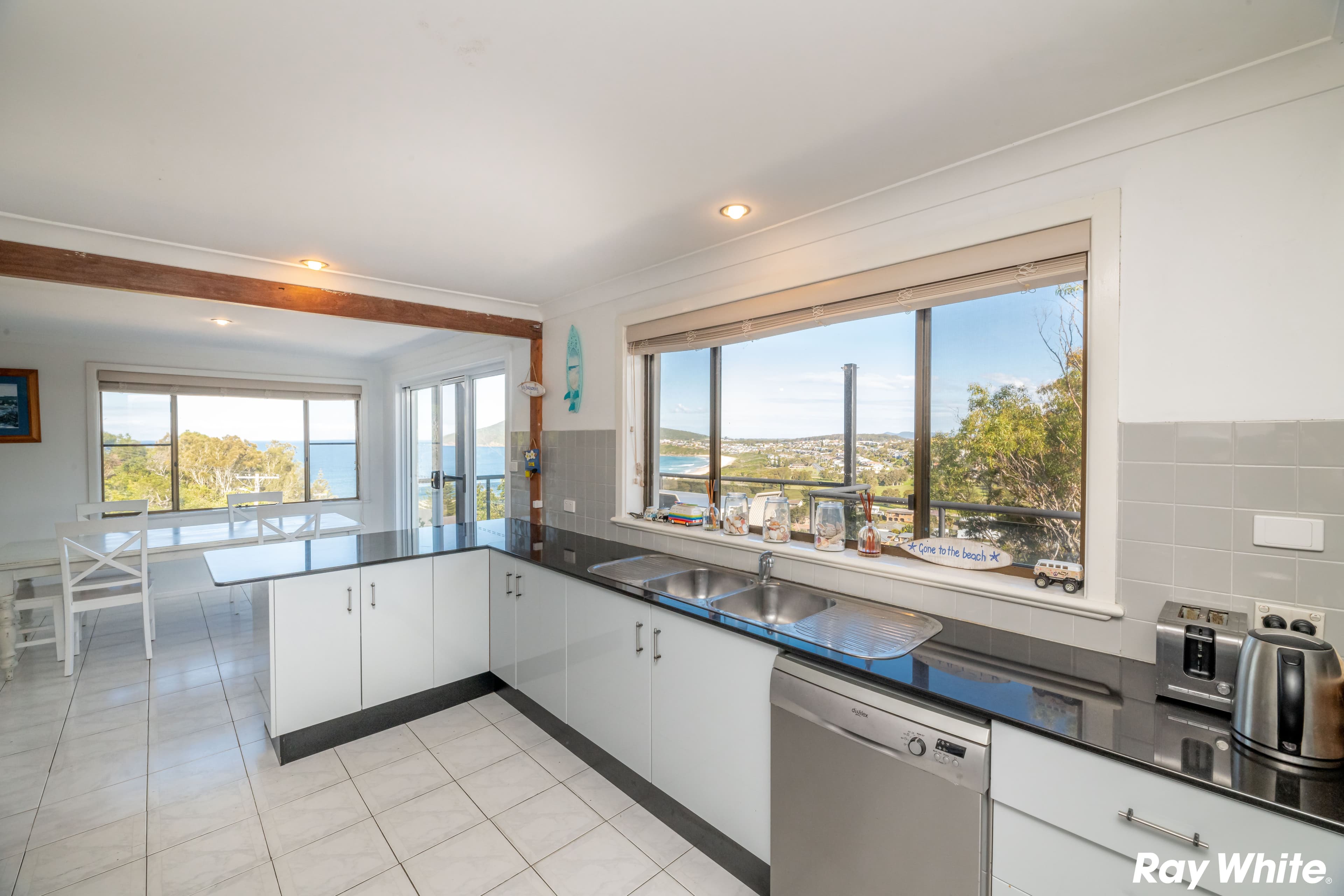 4 Marine Drive, Forster NSW 2428, Forster - Thumbnail 2