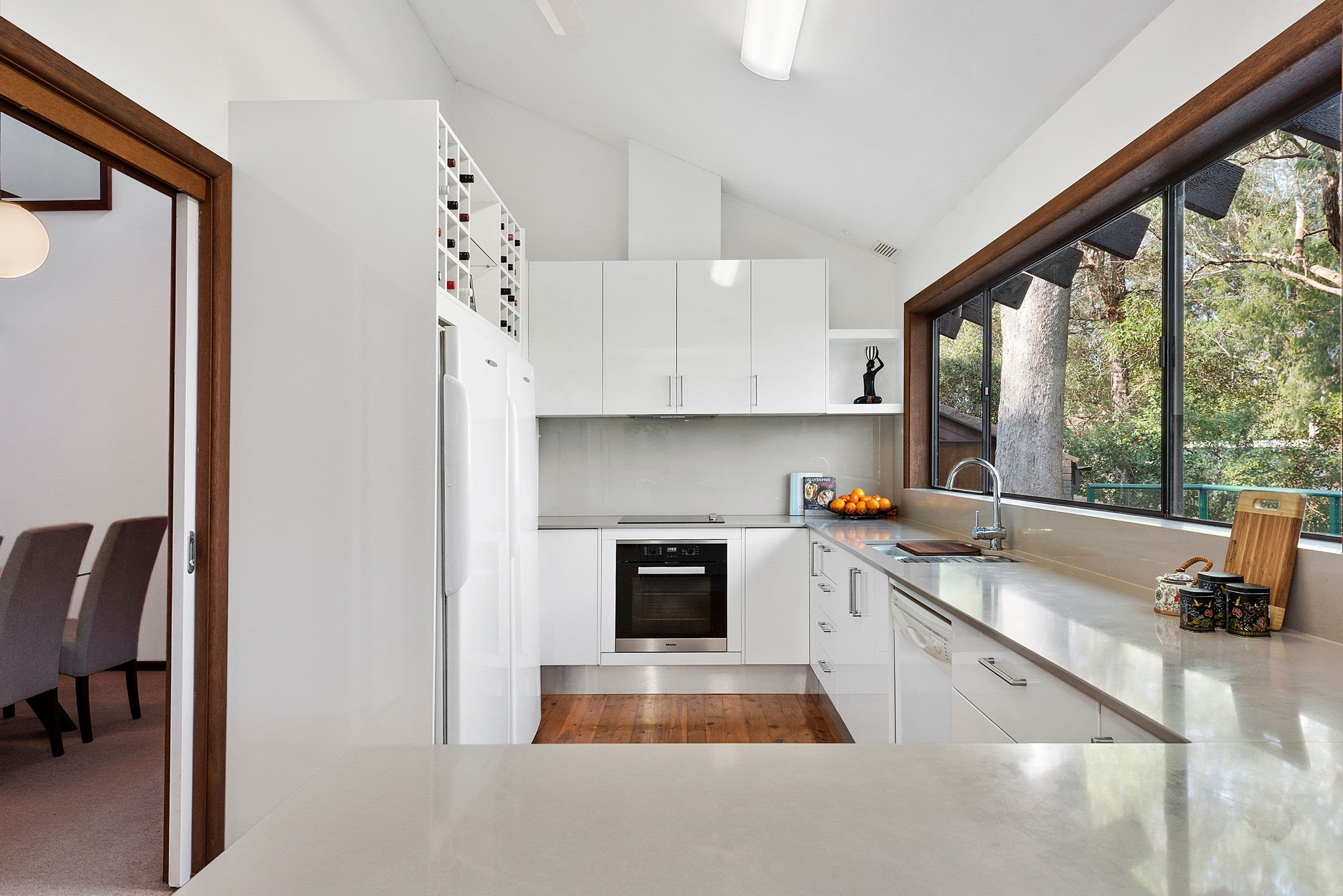 28 Russell Crescent, Westleigh - Thumbnail 4