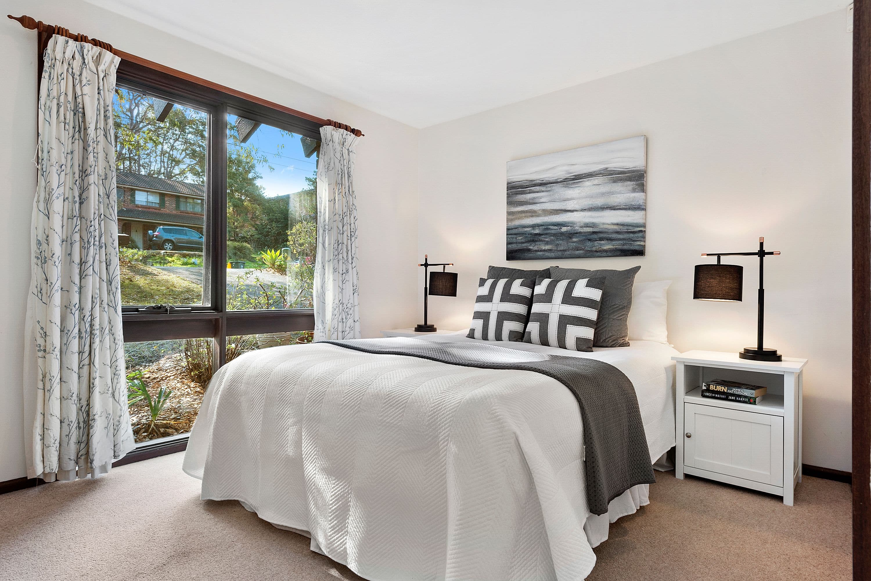 28 Russell Crescent, Westleigh - Thumbnail 7