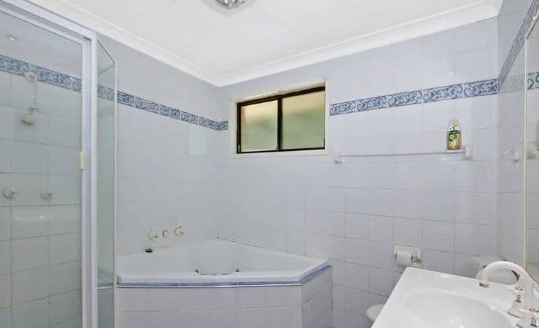 226 Banks Drive, St Clair - Thumbnail 7