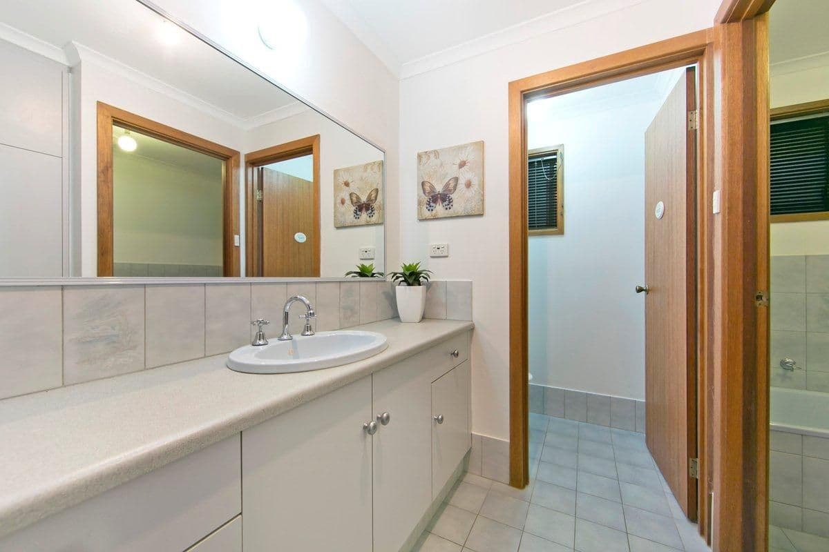 67 Henderson Avenue, POORAKA SA 5095, Pooraka - Thumbnail 6