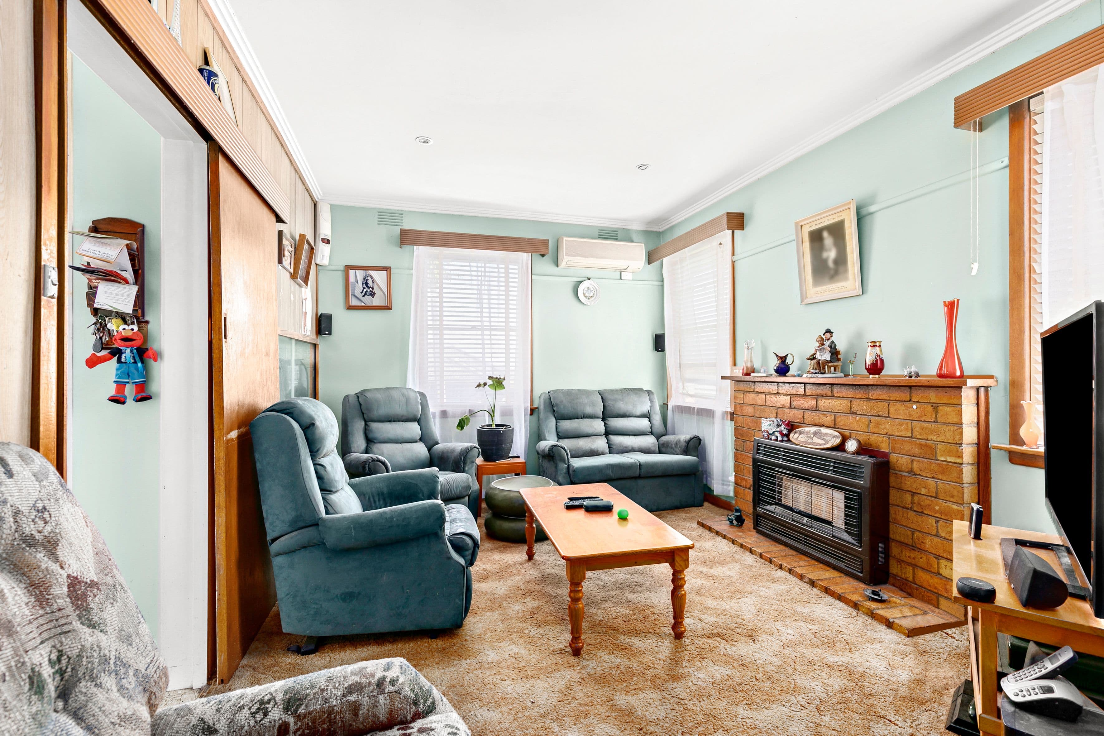 2 Gavin Street, Jacana VIC 3047, Jacana - Thumbnail 2