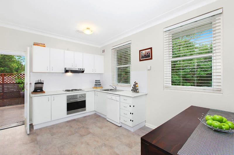 10 Buckra Street, TURRAMURRA NSW 2074, Turramurra - Thumbnail 2