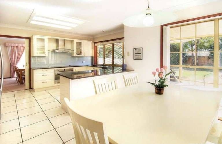 5 Woodhaven Court, SUNNYBANK QLD 4109, Sunnybank - Thumbnail 3