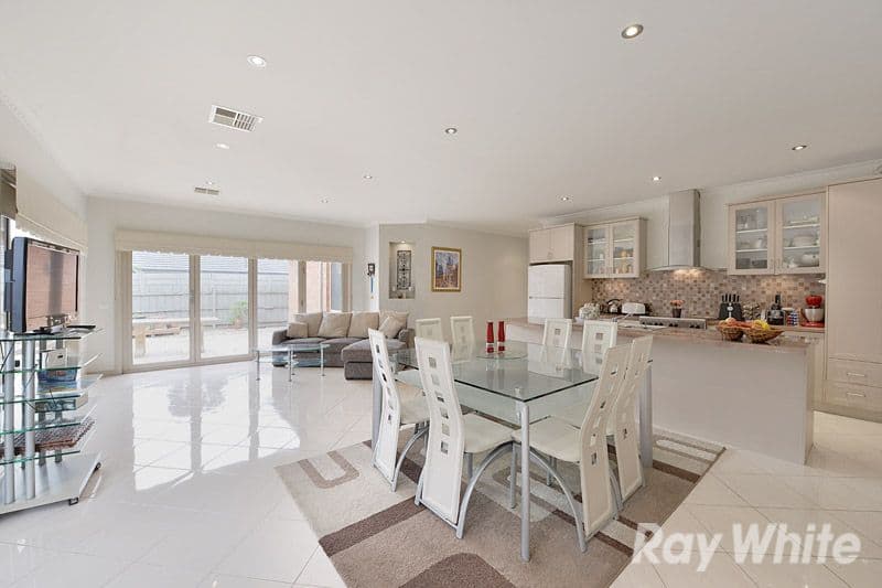 73 King Parade, KNOXFIELD VIC 3180, Knoxfield - Thumbnail 3