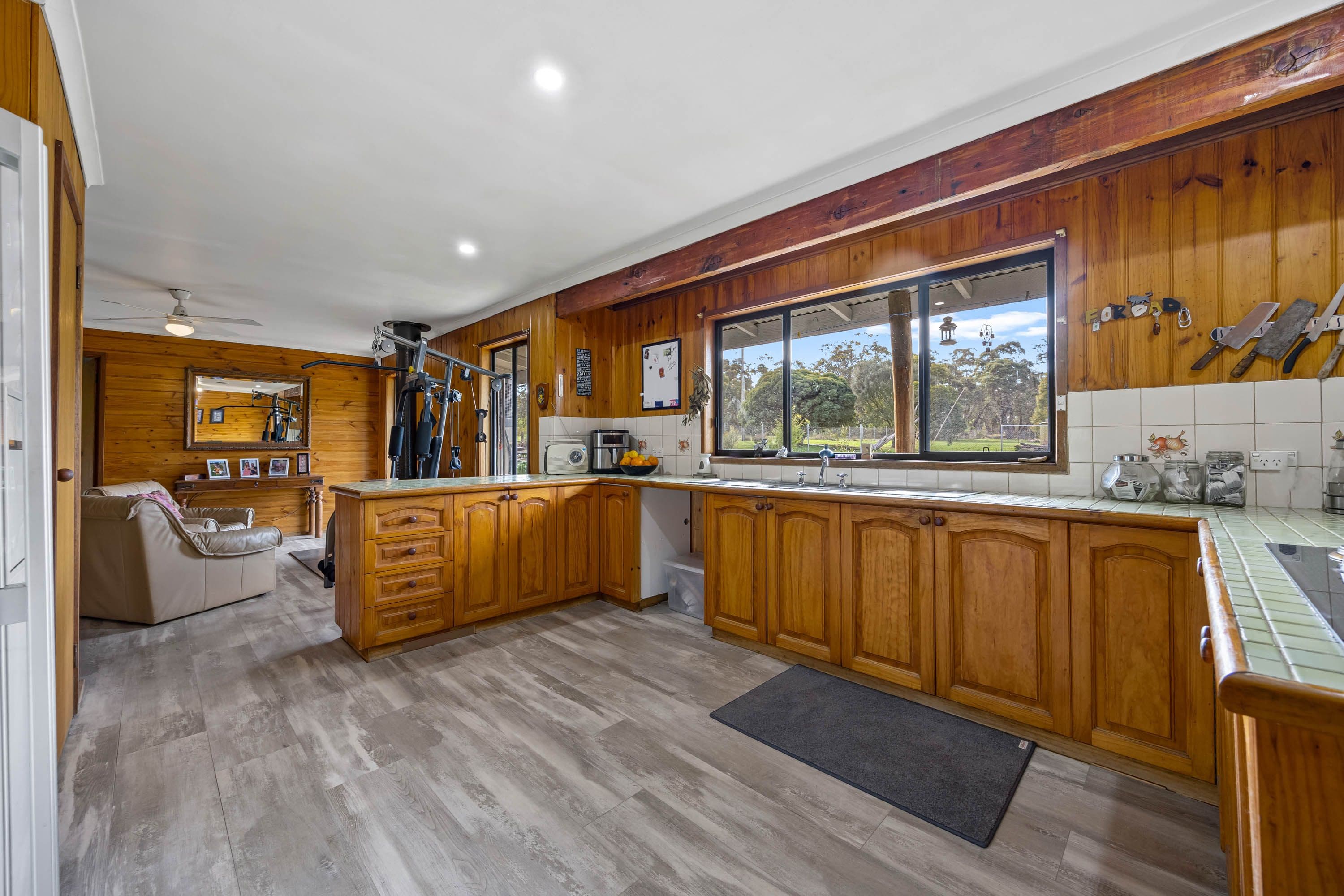 690 Snowgum Road, Berringa VIC 3351, Berringa - Thumbnail 4