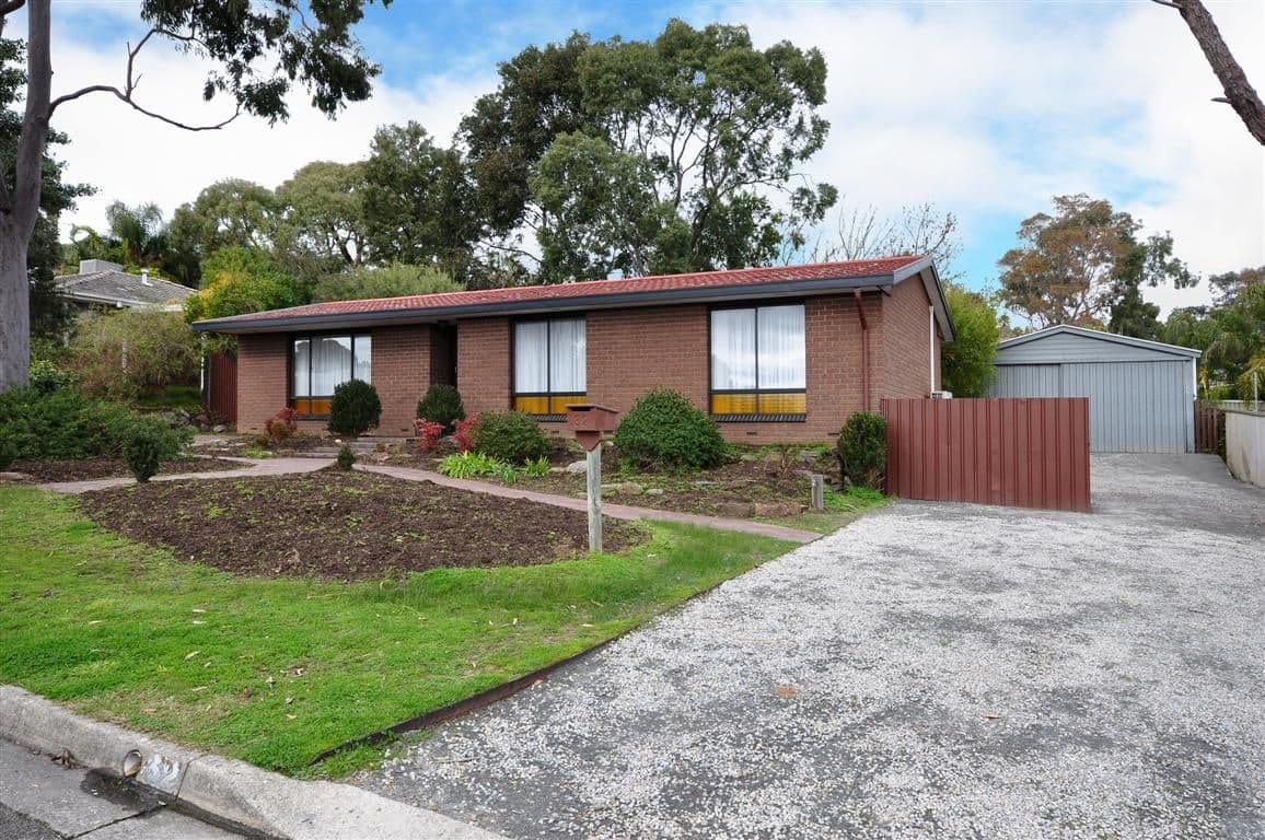 32 Woodhall Drive, HAPPY VALLEY SA 5159, Happy Valley - Thumbnail 2