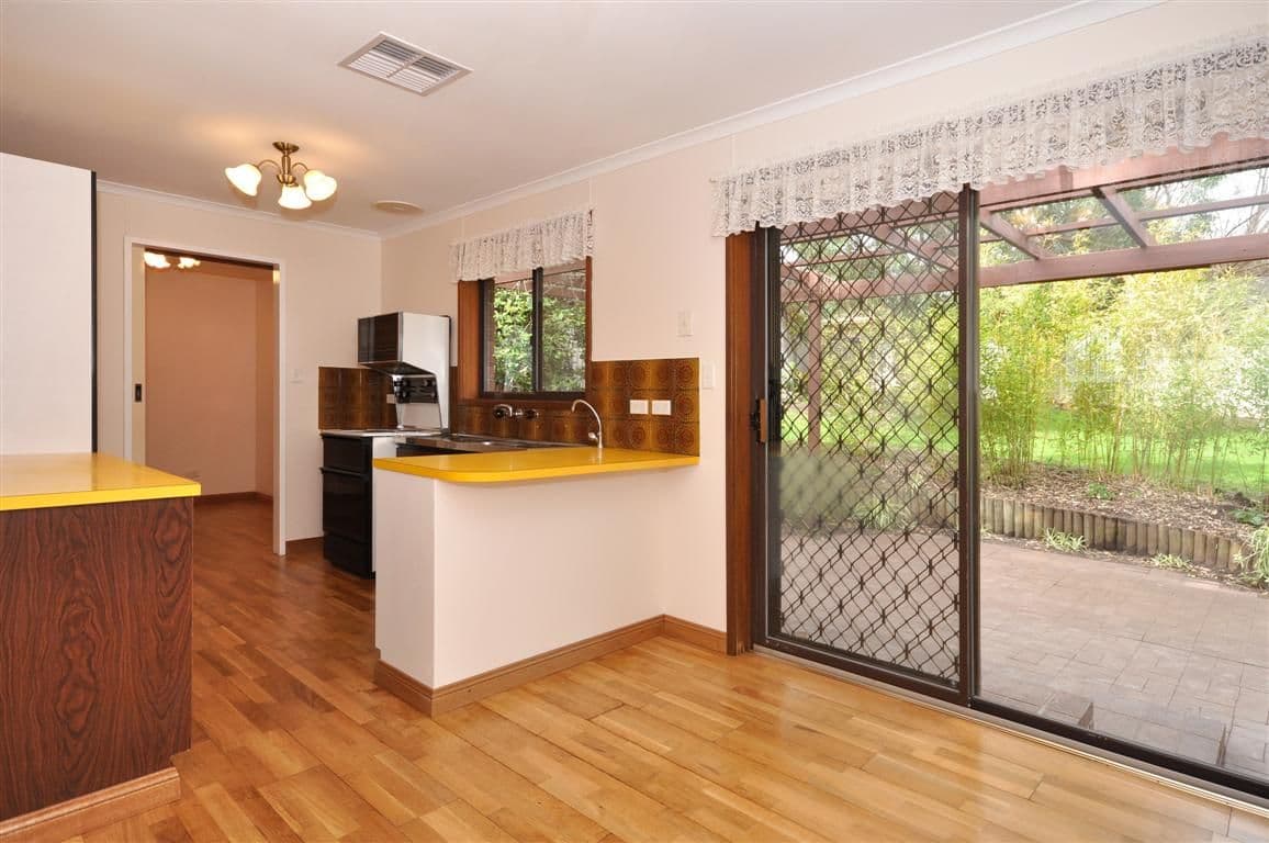 32 Woodhall Drive, HAPPY VALLEY SA 5159, Happy Valley - Thumbnail 3