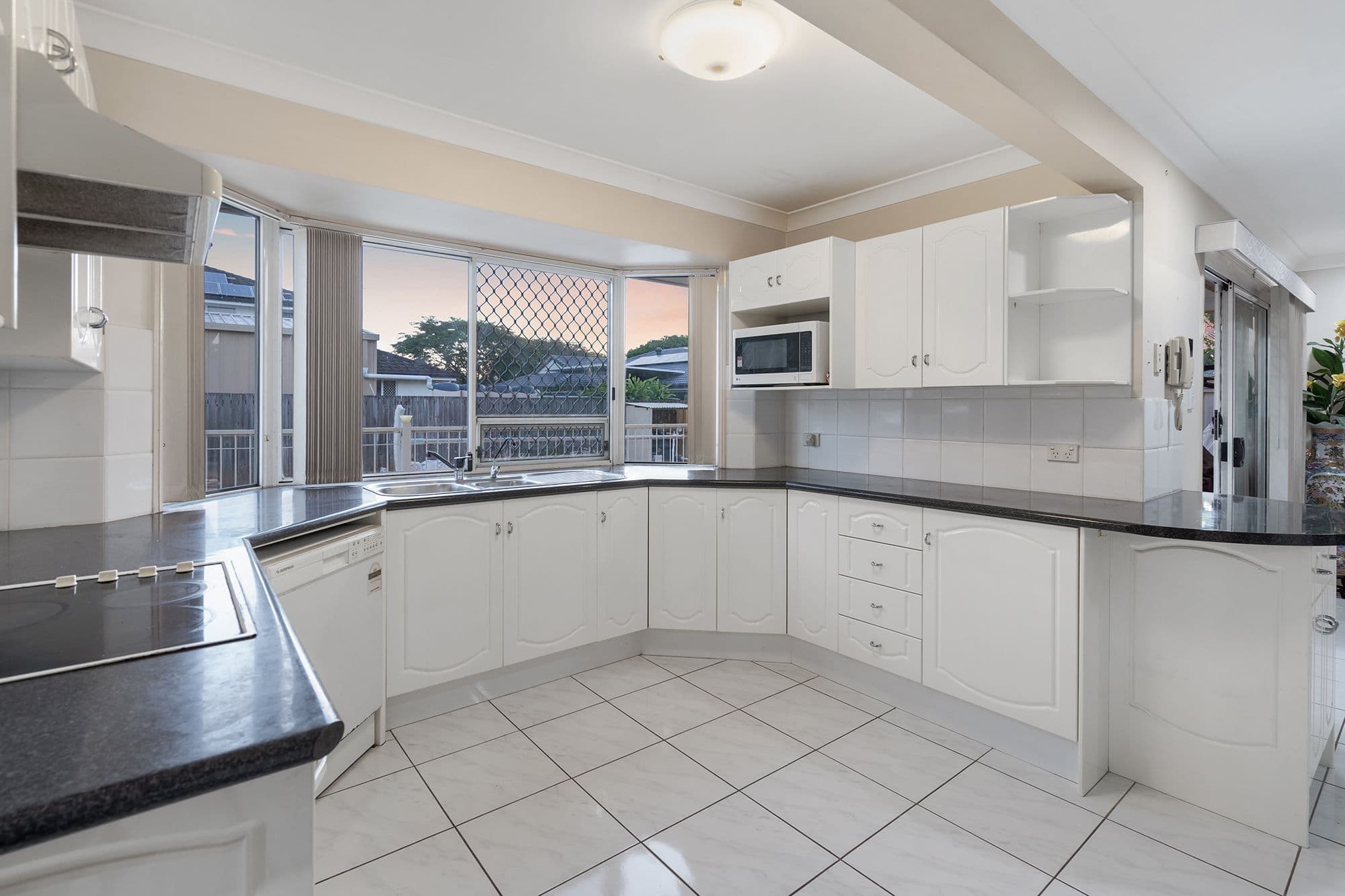 12 Crown Place, Kuraby QLD 4112, Kuraby - Thumbnail 4