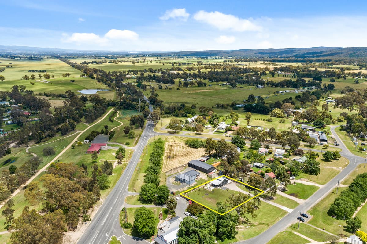 6 Cowen Street, Toongabbie VIC 3856, Toongabbie - Thumbnail 3