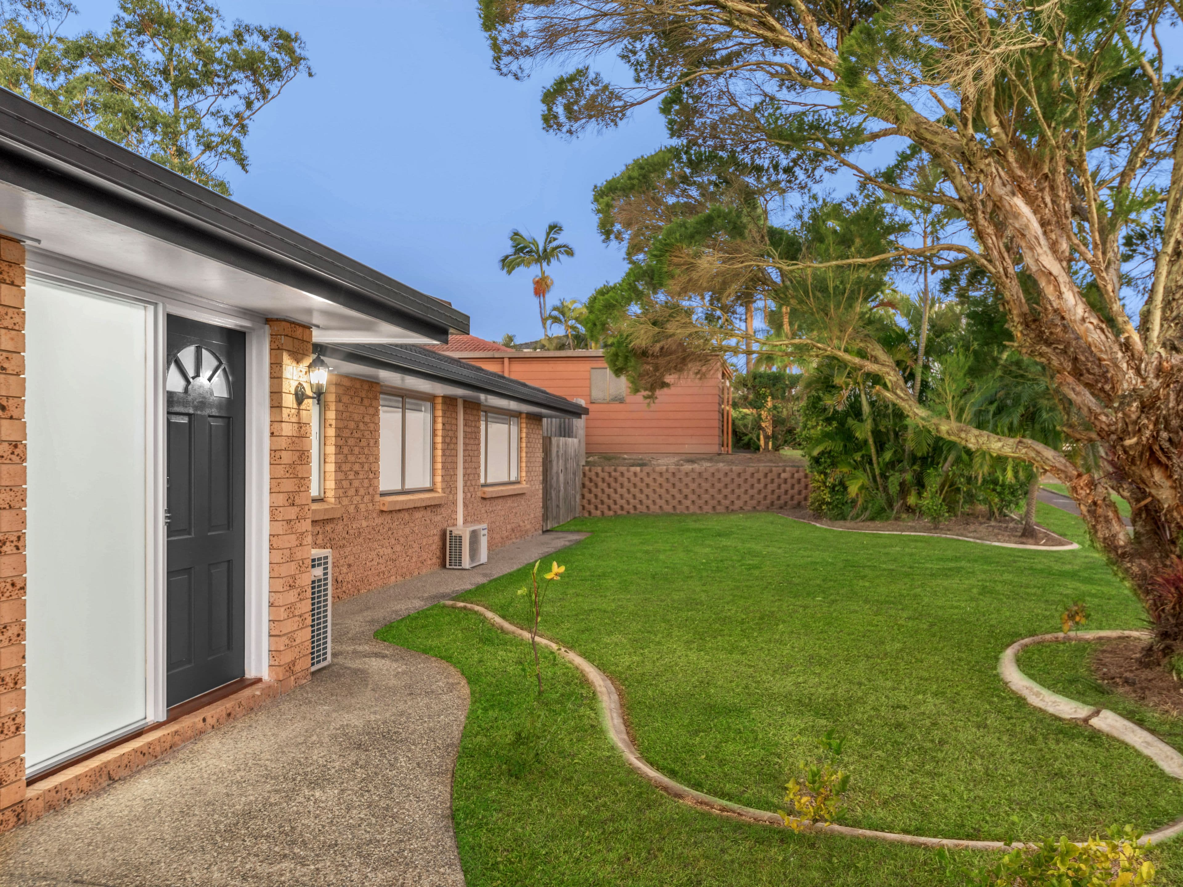 32 Tristan Street, Carindale QLD 4152, Carindale - Thumbnail 2
