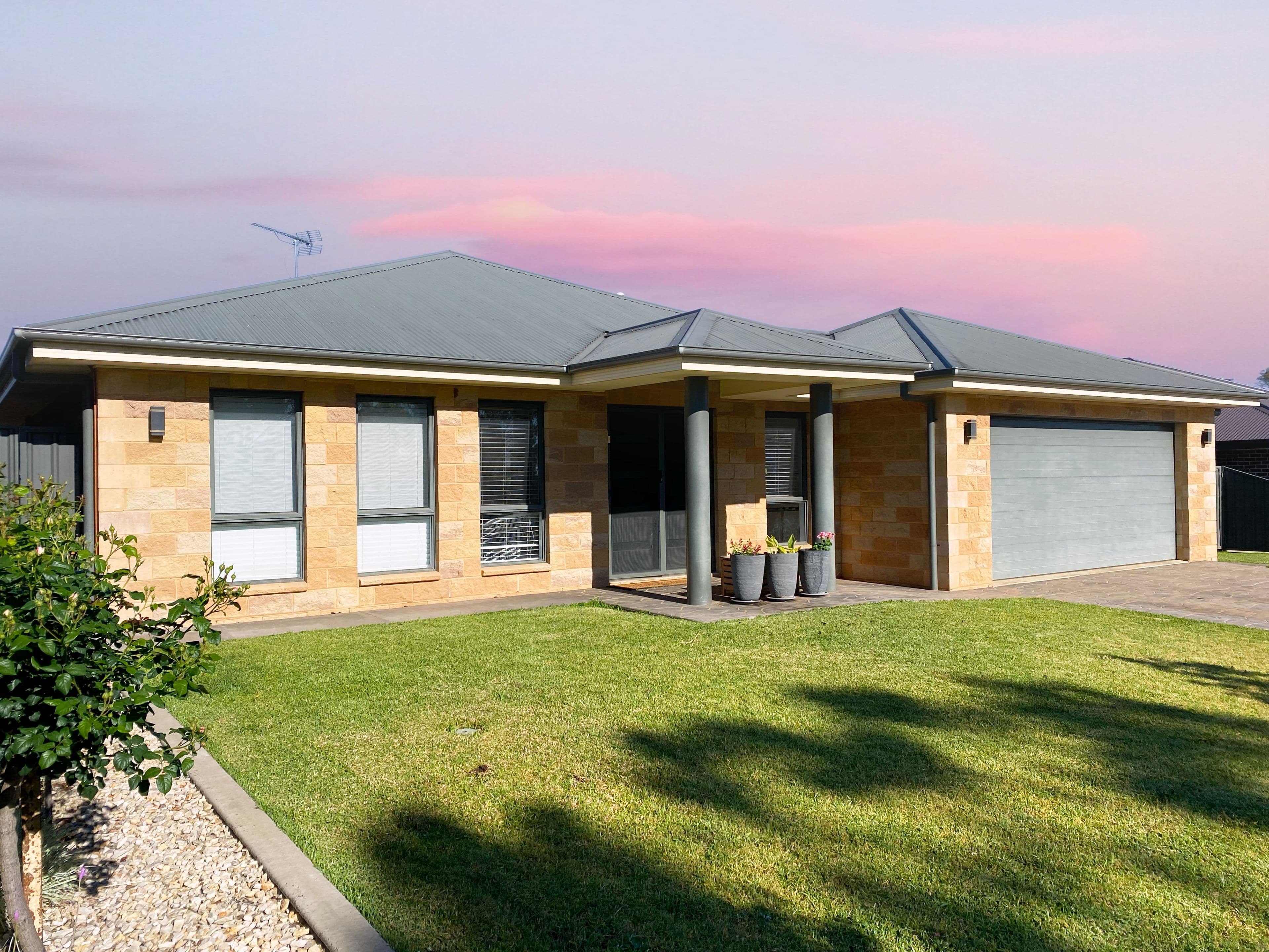8 Old Hospital Road, West Wyalong NSW 2671, West Wyalong - Image 1