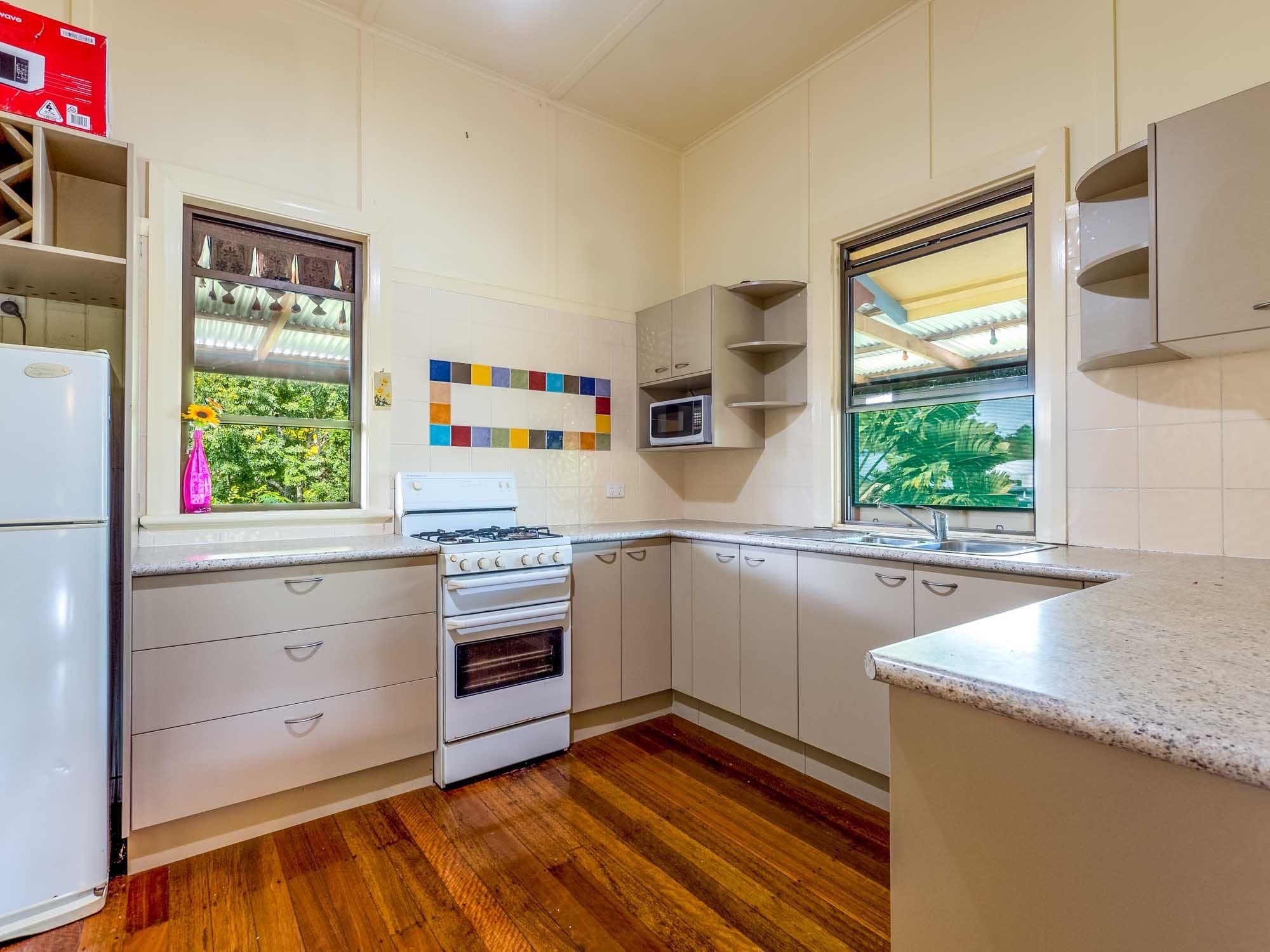 9 Garrard Street, Girards Hill - Thumbnail 3