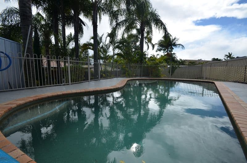 23 Captain Cook Close, ARUNDEL QLD 4214, Arundel - Thumbnail 2