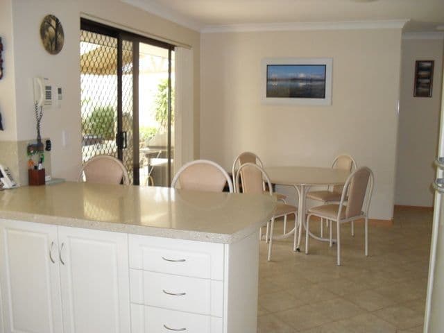 59 Wooramel Crescent, GOSNELLS WA 6110, Gosnells - Thumbnail 8