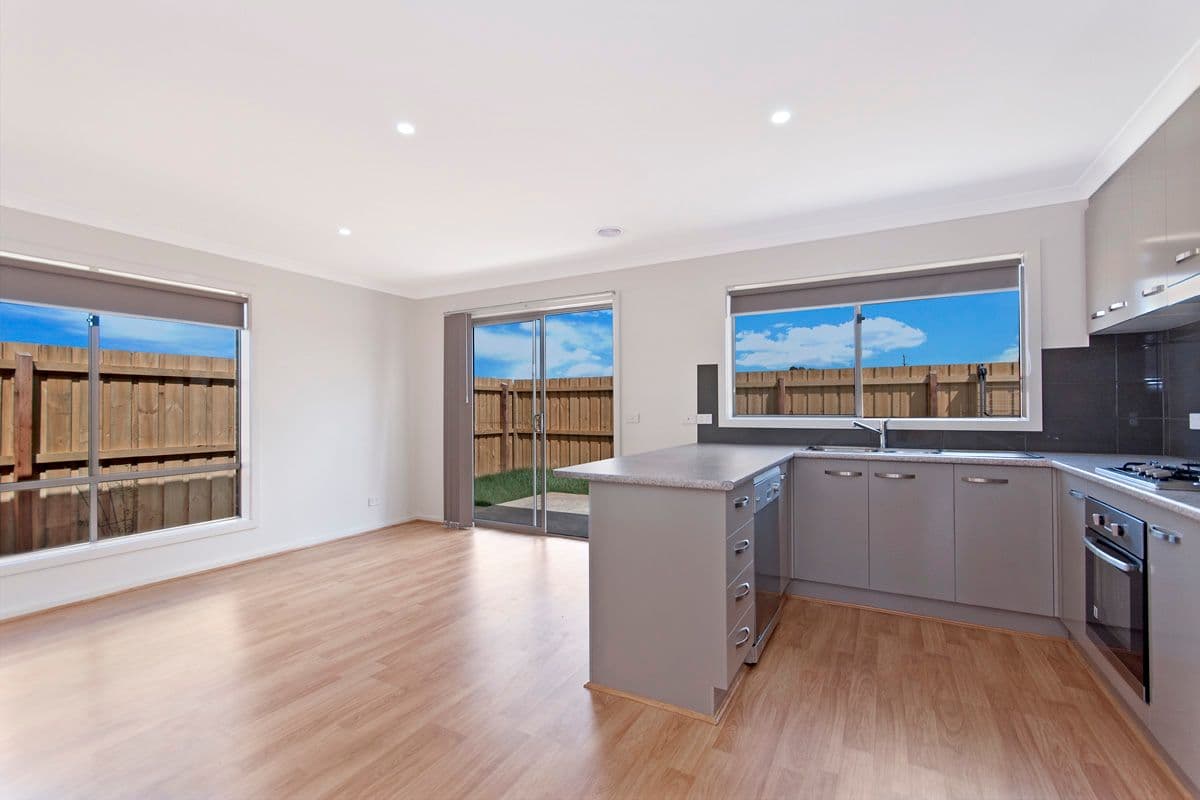 2 MacKillop Street, WARRNAMBOOL VIC 3280, Warrnambool - Thumbnail 3