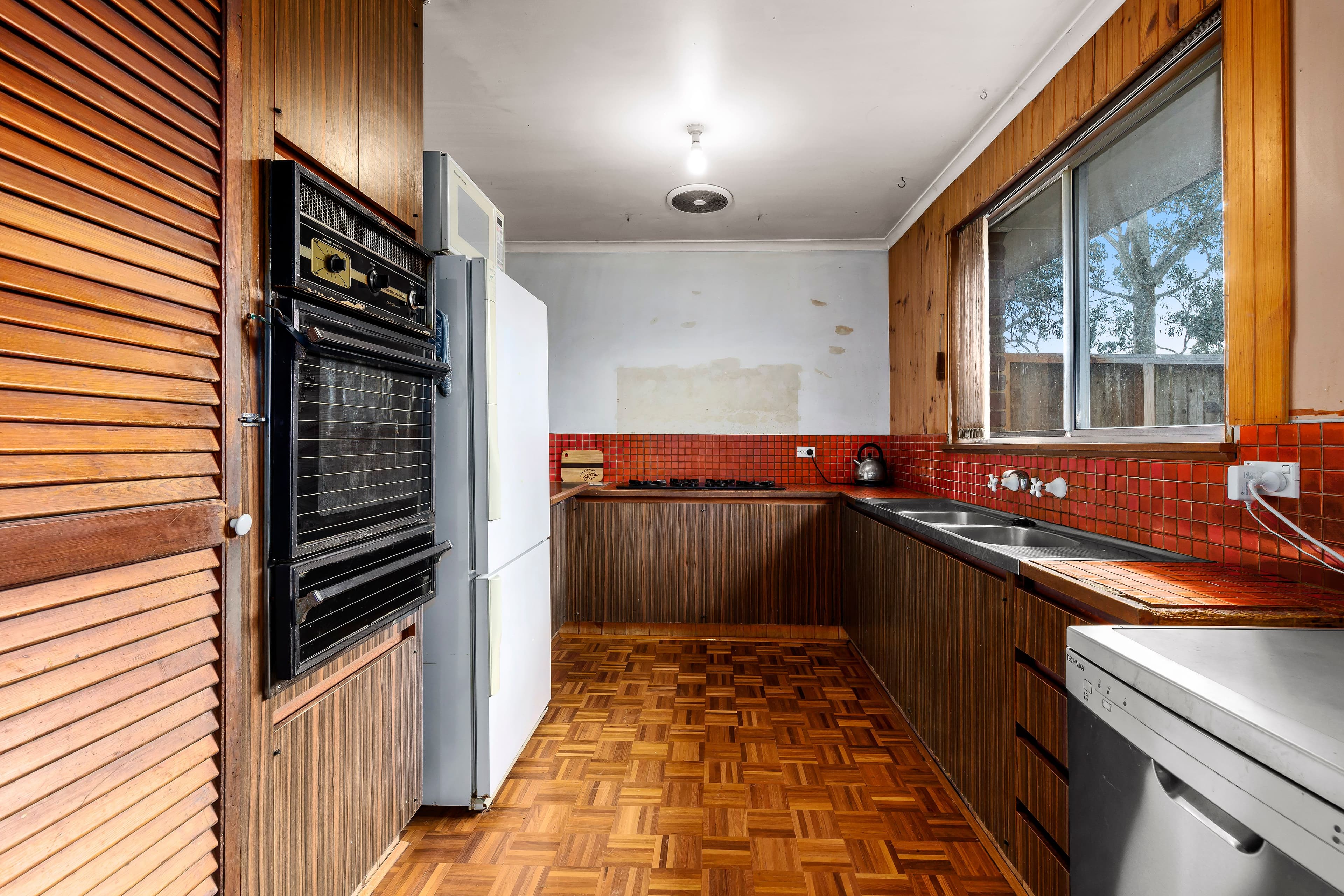 113 Mill Park Drive, Mill Park VIC 3082, Mill Park - Thumbnail 3