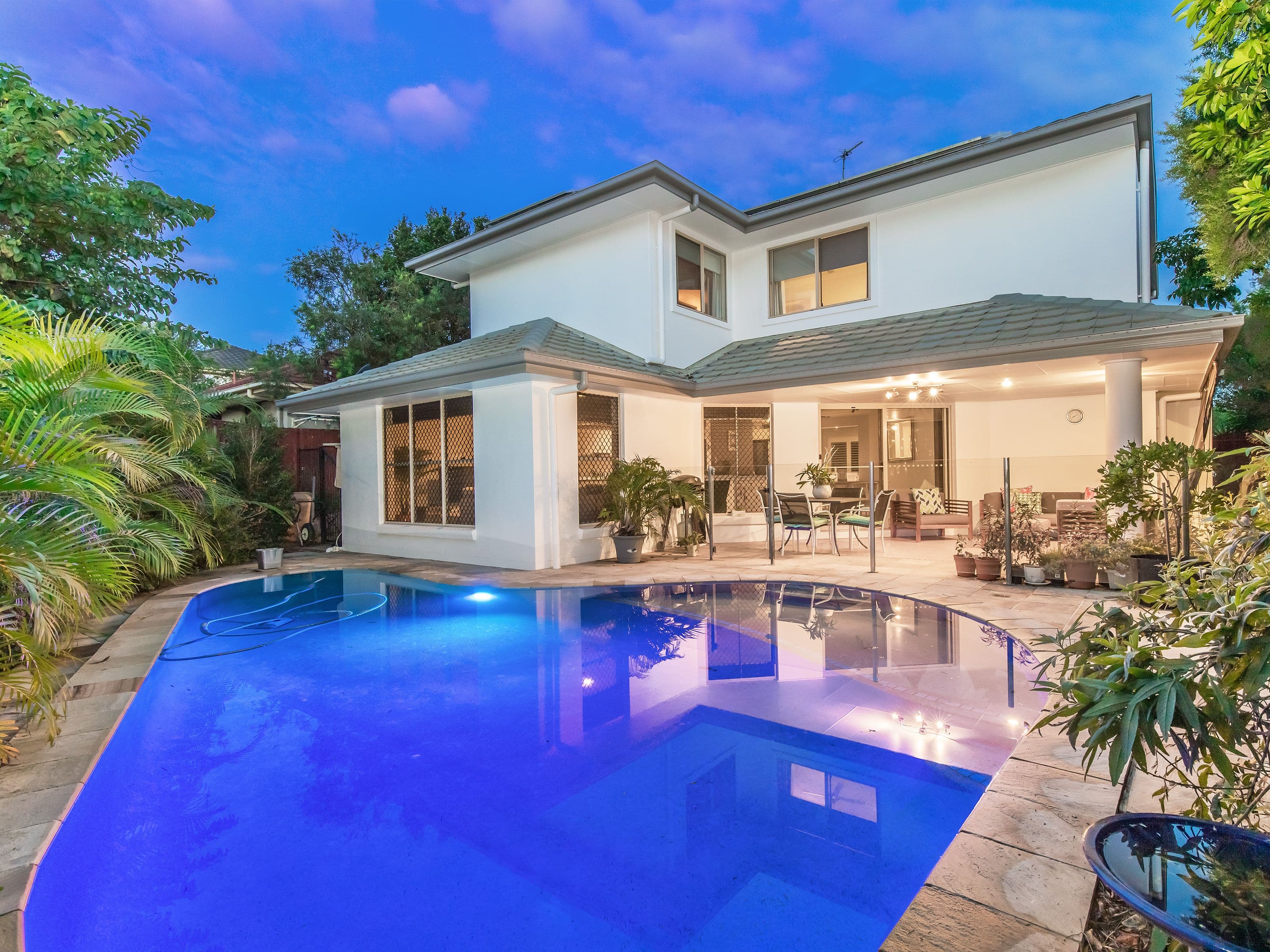 15 Rhiannon Drive, Ashmore QLD 4214, Ashmore - Thumbnail 2
