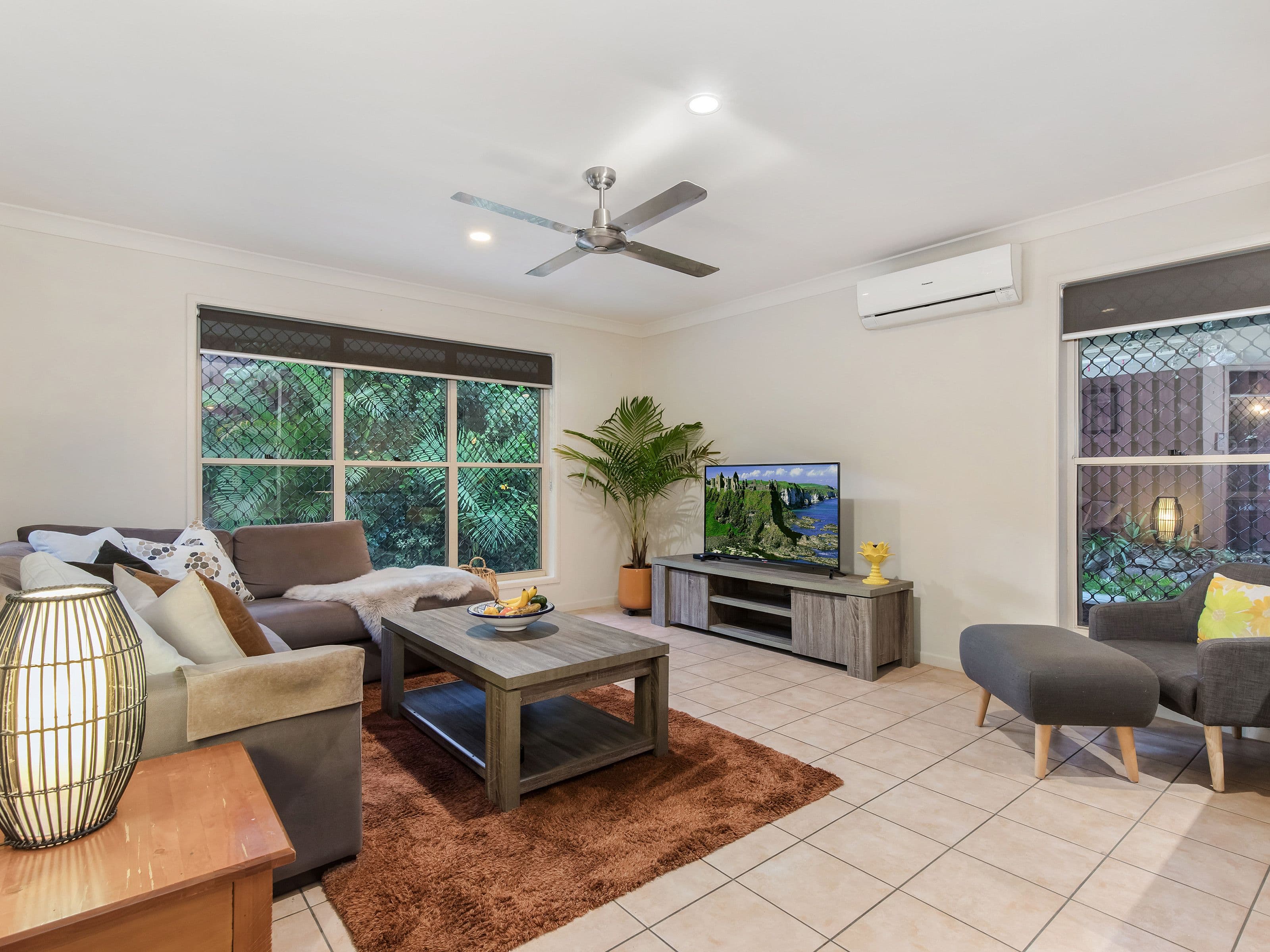 15 Rhiannon Drive, Ashmore QLD 4214, Ashmore - Thumbnail 5