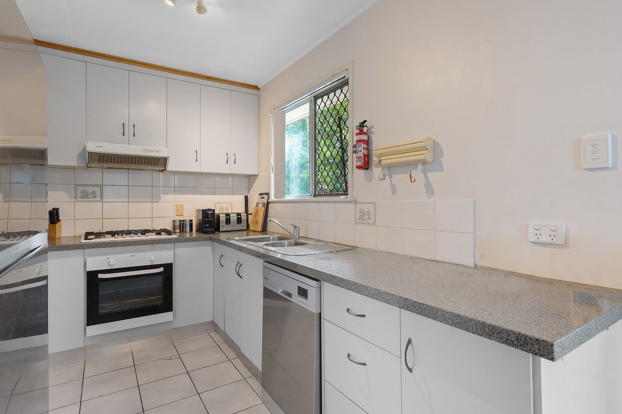 26 Naomai Street, Bundamba QLD 4304, Bundamba - Thumbnail 2
