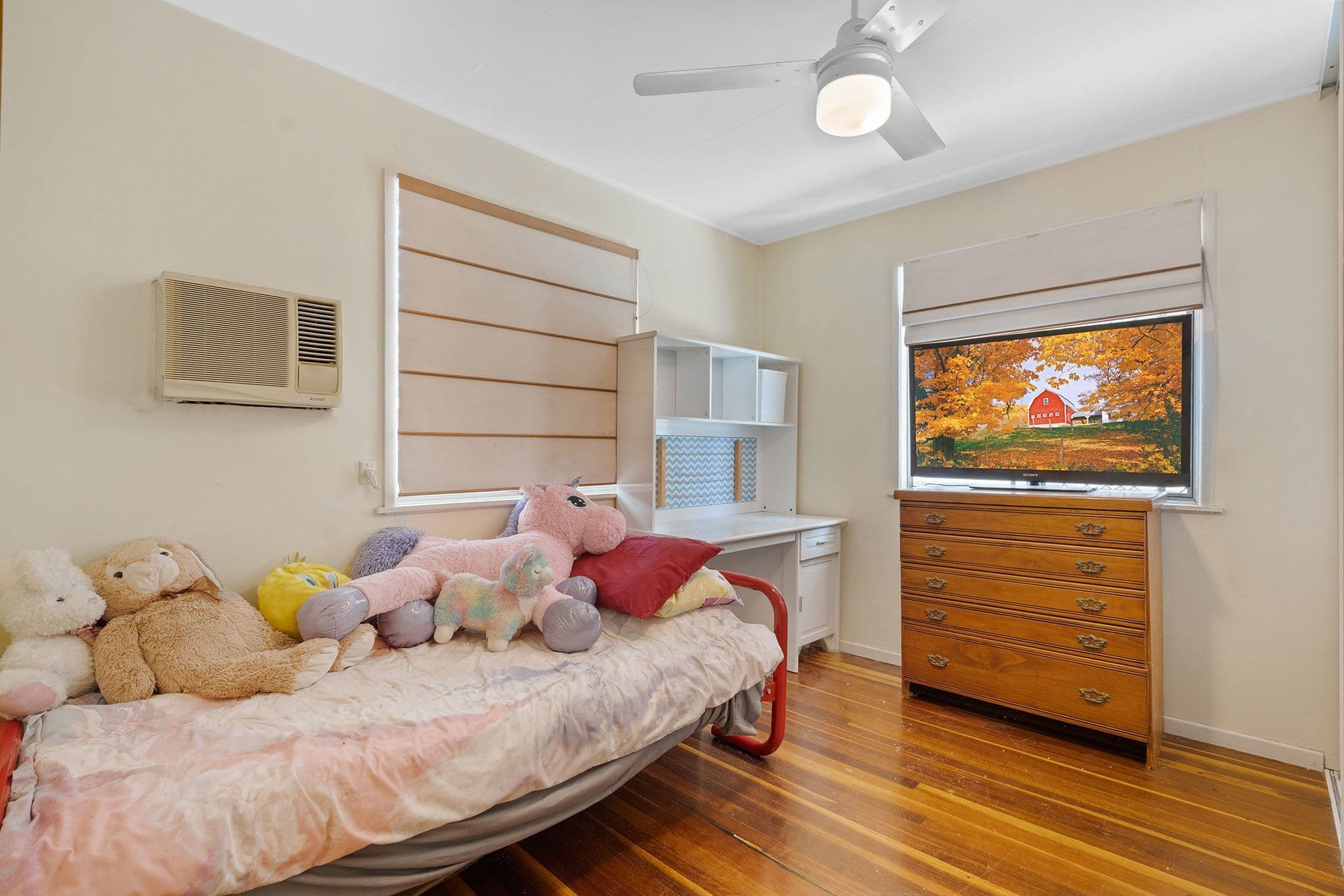 26 Naomai Street, Bundamba QLD 4304, Bundamba - Thumbnail 5