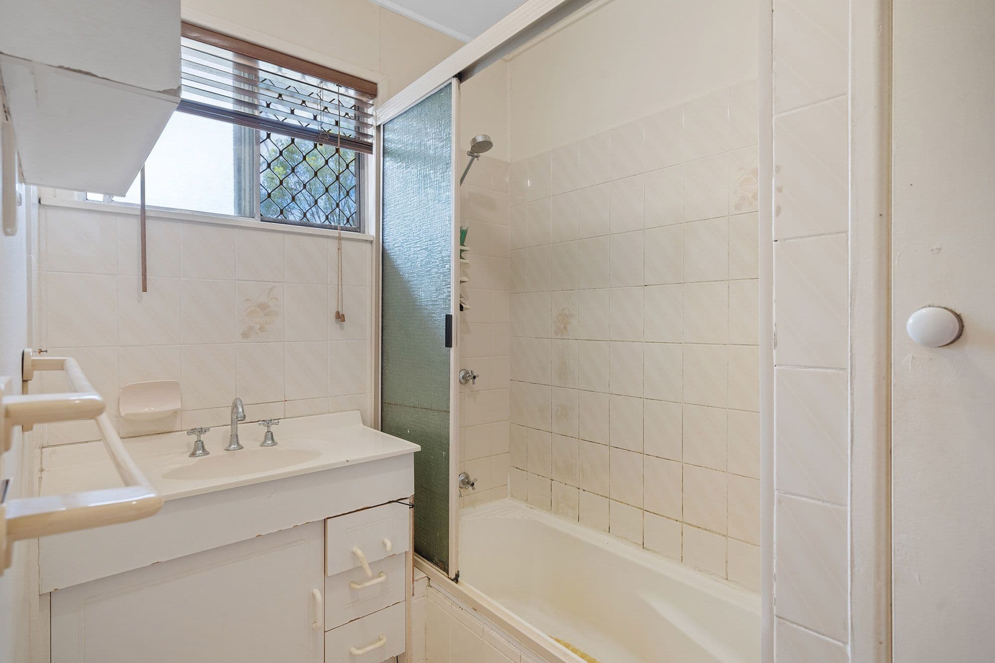 26 Naomai Street, Bundamba QLD 4304, Bundamba - Thumbnail 6