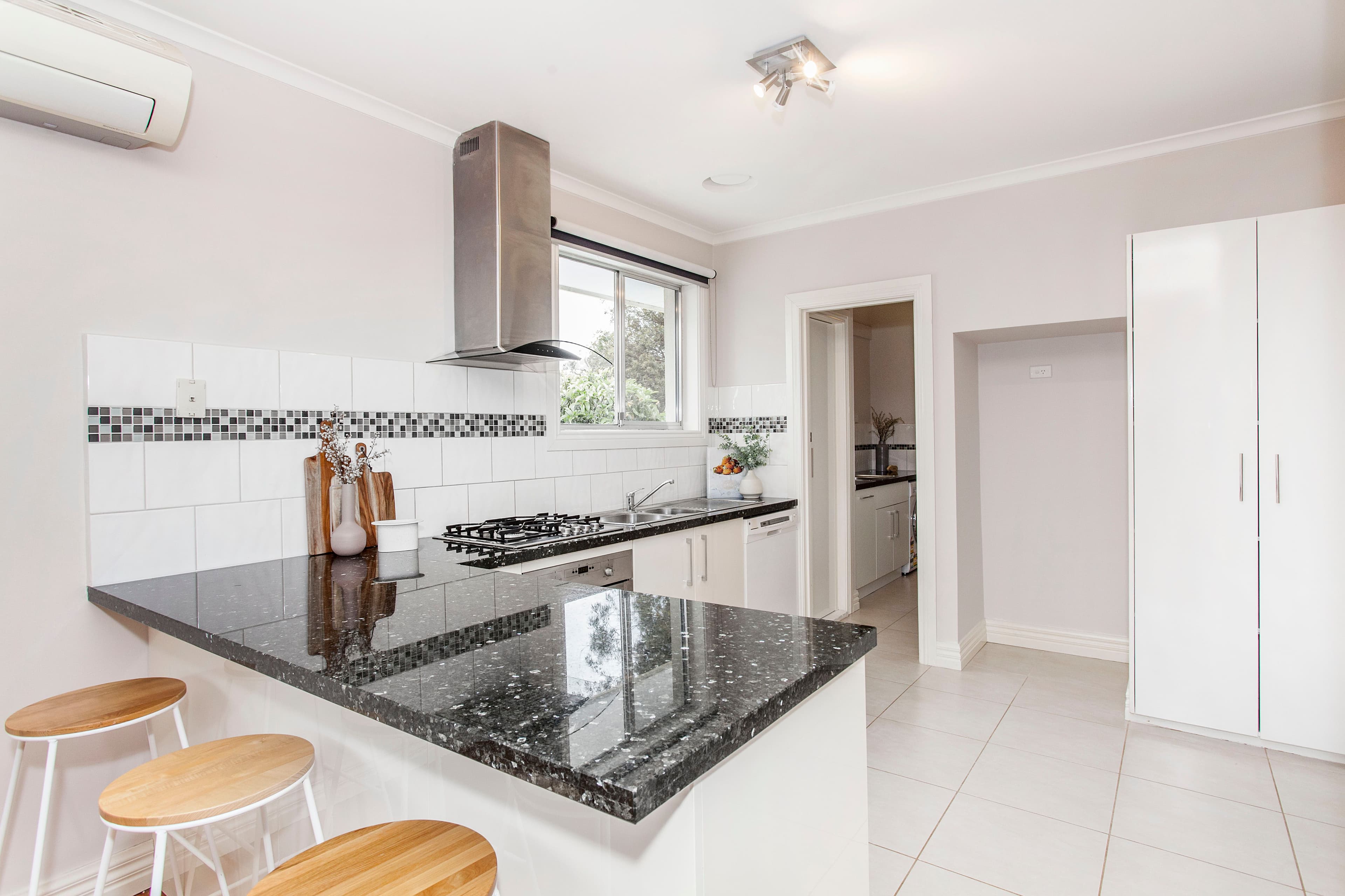 1 Scott Street, Mitcham VIC 3132, Mitcham - Thumbnail 4