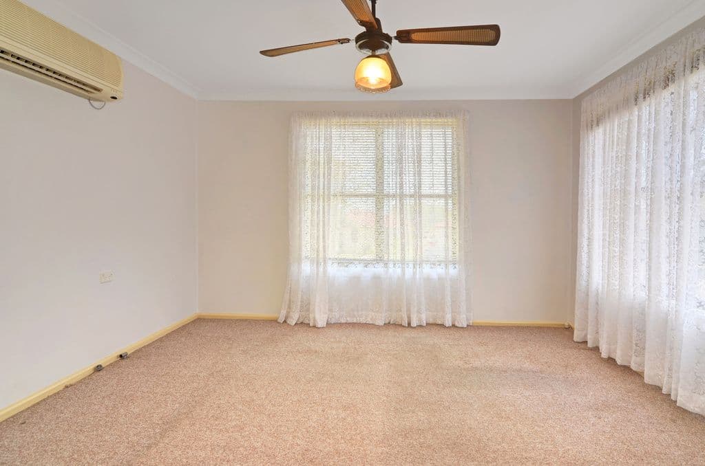 4 Beaton Street, Lake Illawarra - Thumbnail 5