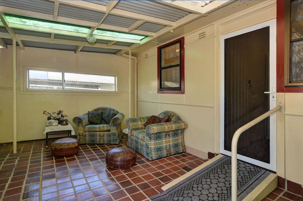 4 Beaton Street, Lake Illawarra - Thumbnail 7