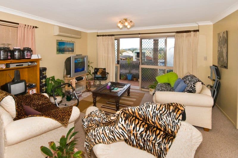 10 Twelfth Avenue, Palm Beach QLD 4221, Palm Beach - Thumbnail 6