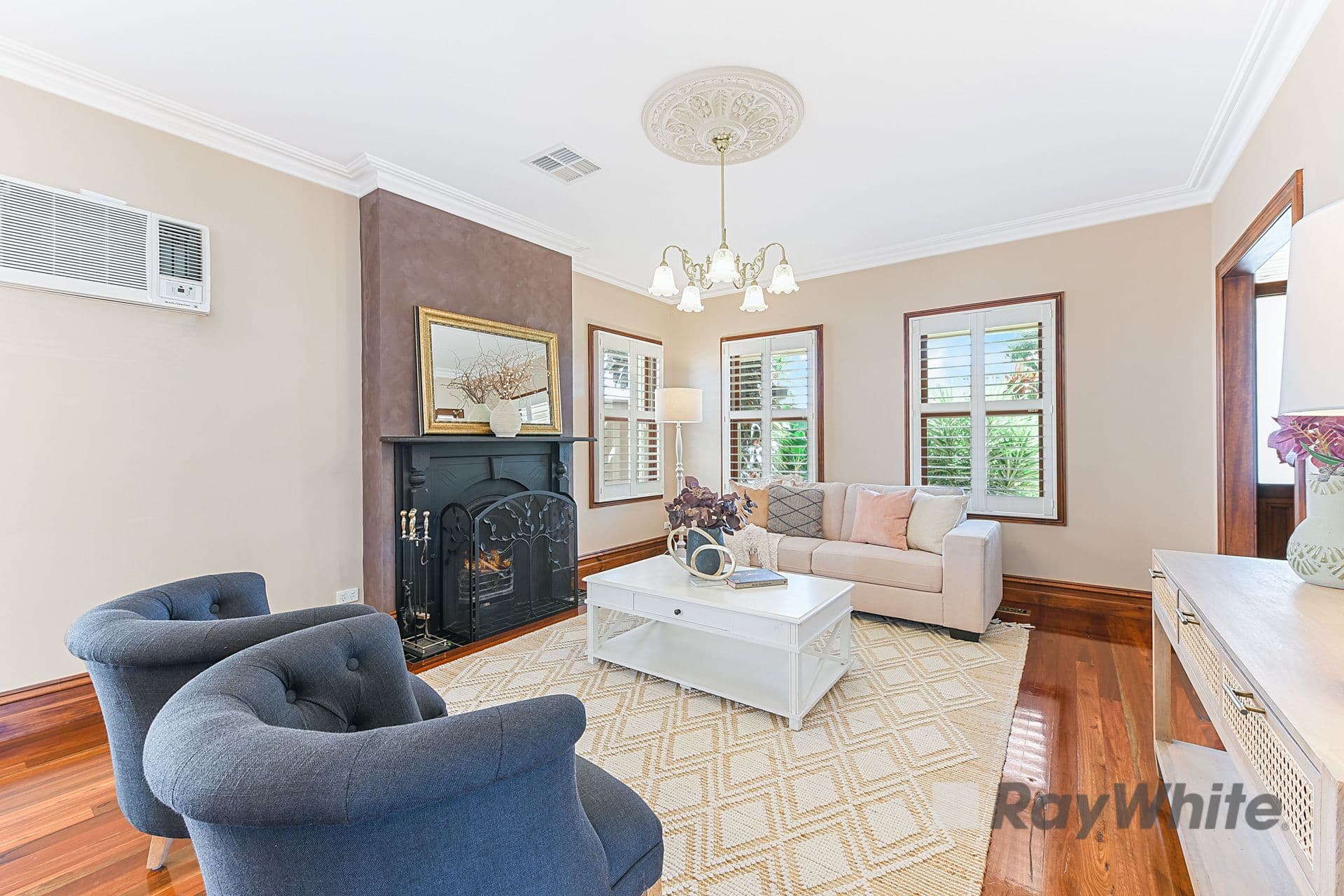 18 Reema Boulevard, Endeavour Hills VIC 3802, Endeavour Hills - Thumbnail 3