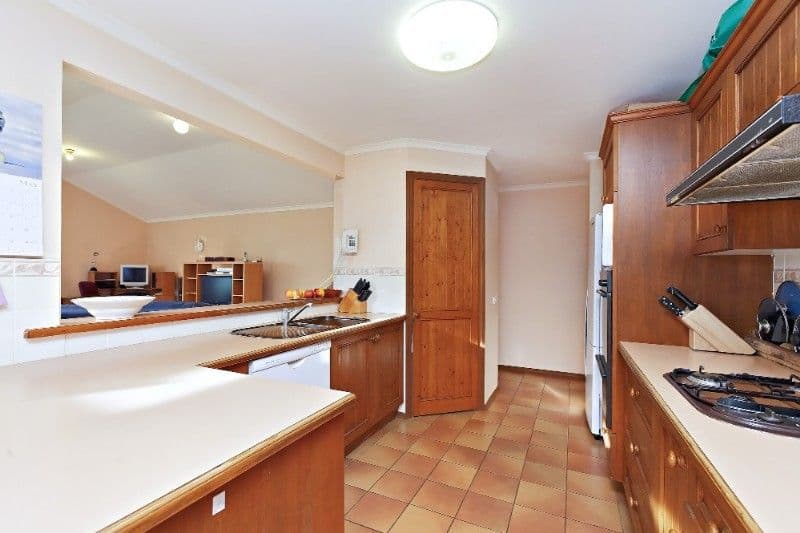 71 Debra Street, ROWVILLE VIC 3178, Rowville - Thumbnail 3