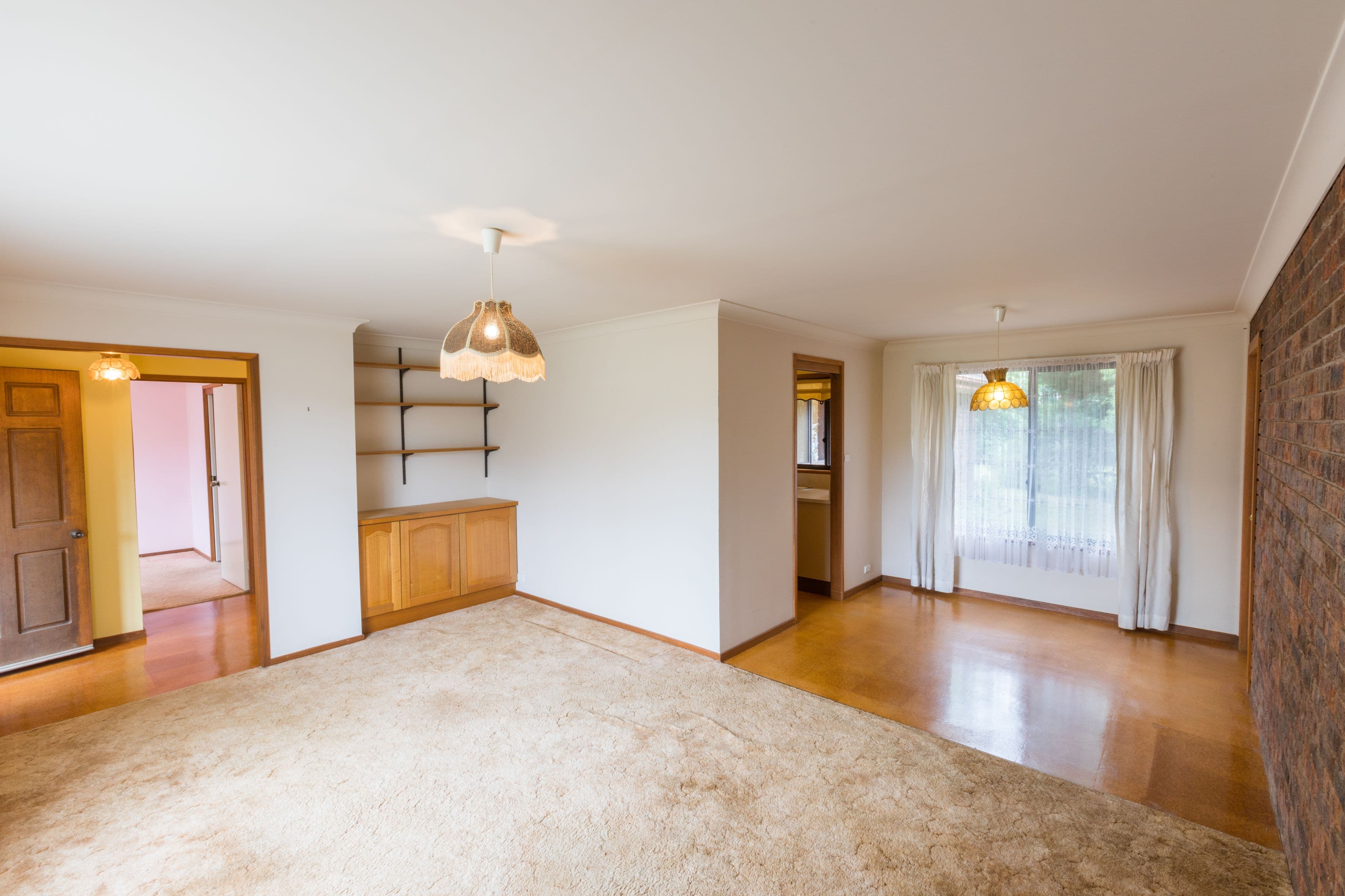 121 Waratah Road, Wentworth Falls - Thumbnail 2