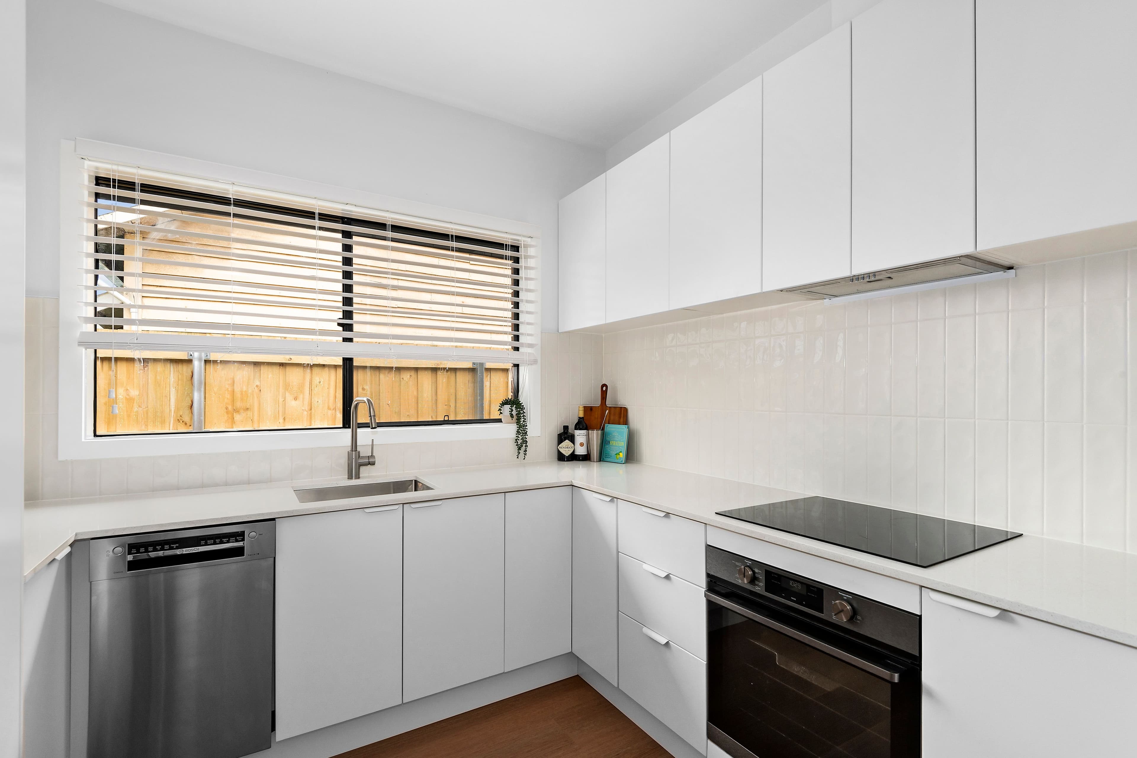 13 Overton Road, Seaford VIC 3198, Seaford - Thumbnail 5